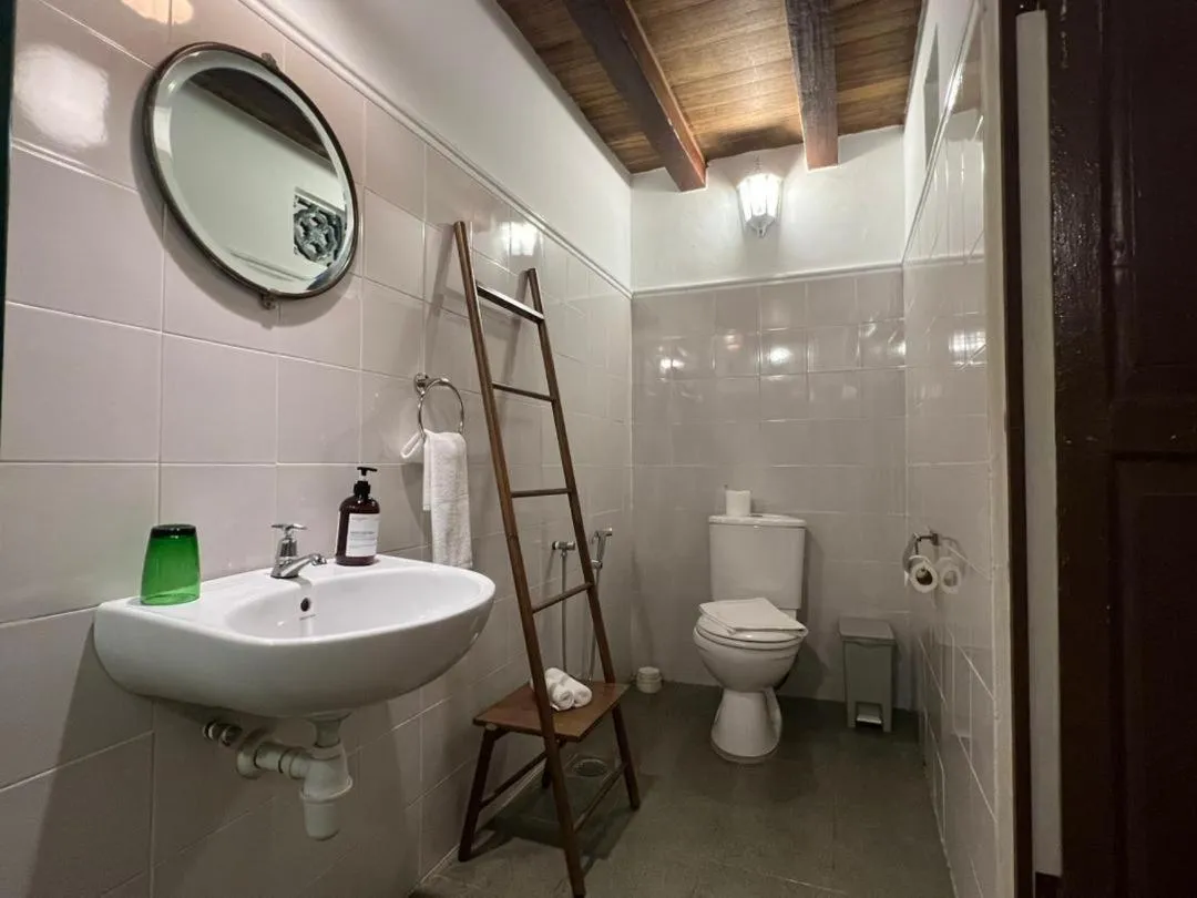 Bathroom in East Indies Mansion