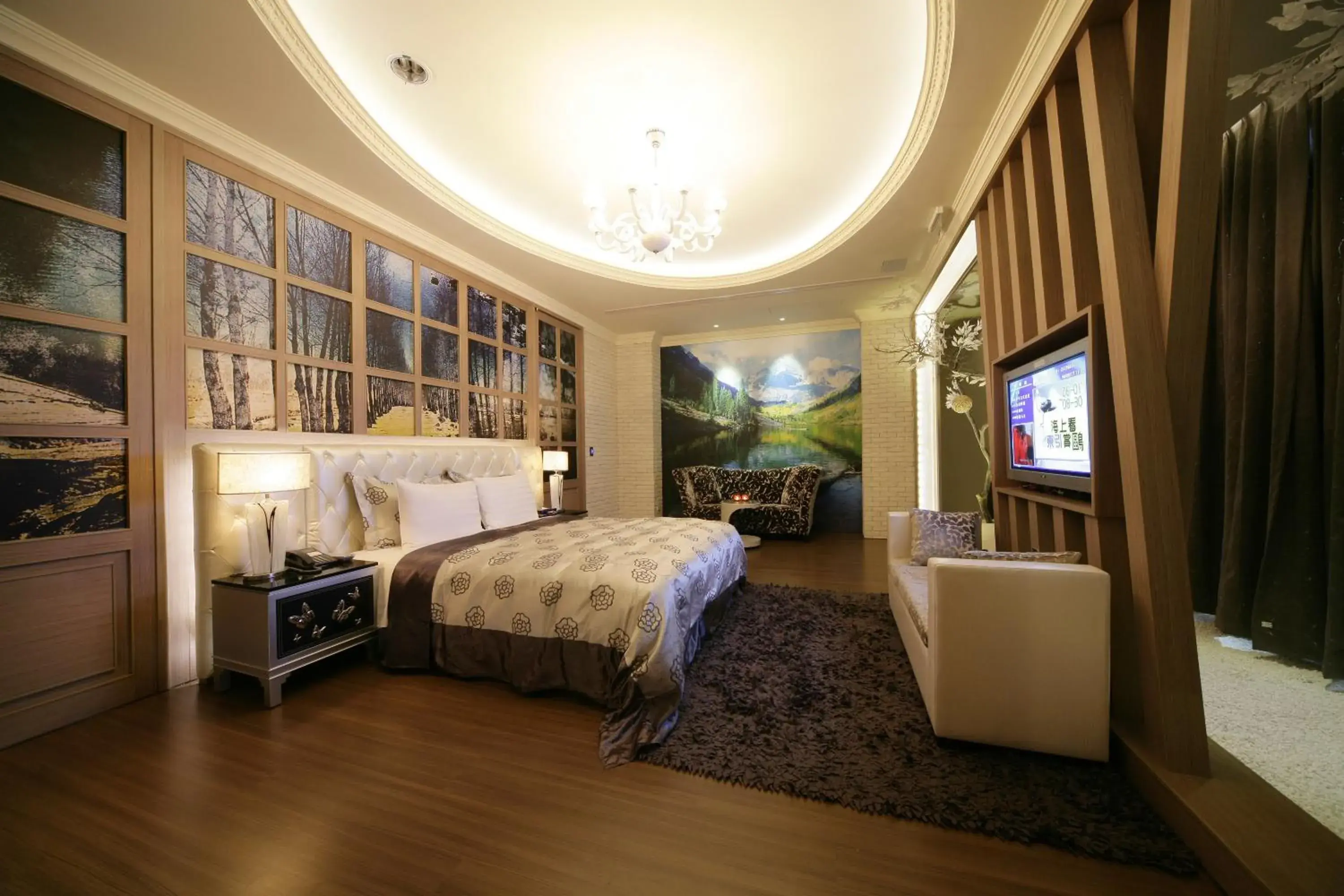 Photo of the whole room, Bed in Dubai Villa Motel