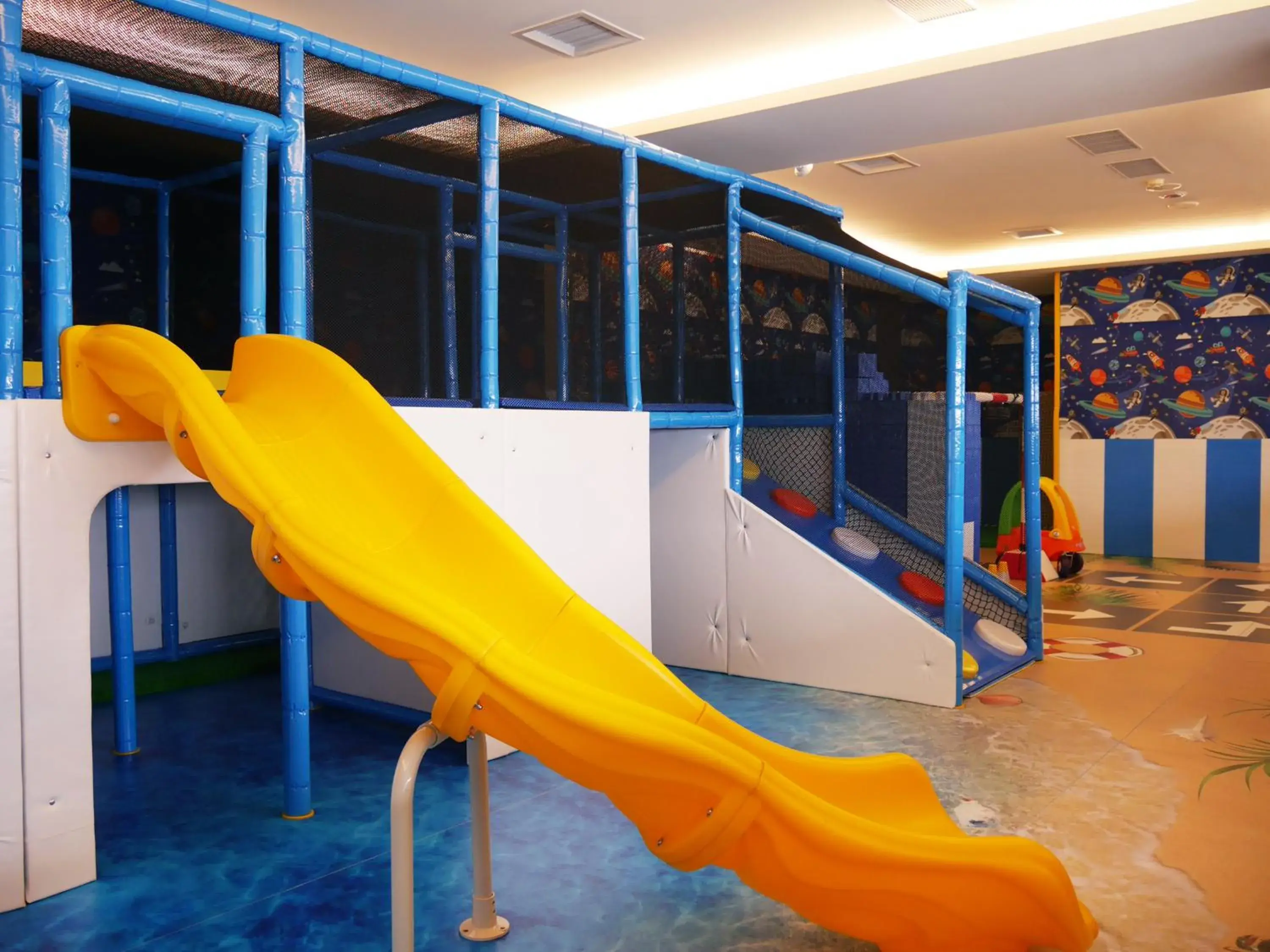 Children play ground, Children's Play Area in Dubai Villa Motel