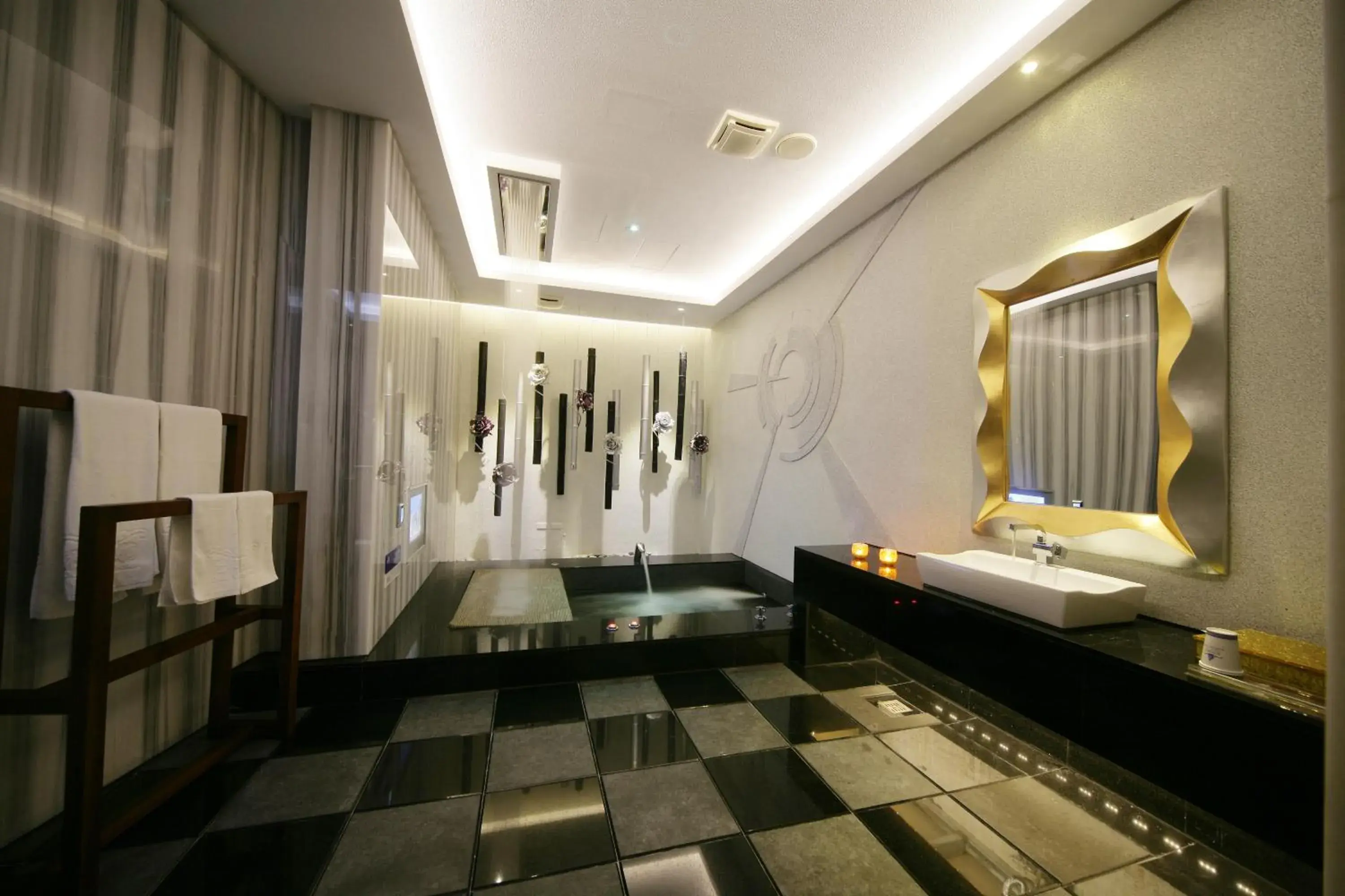Bathroom in Dubai Villa Motel