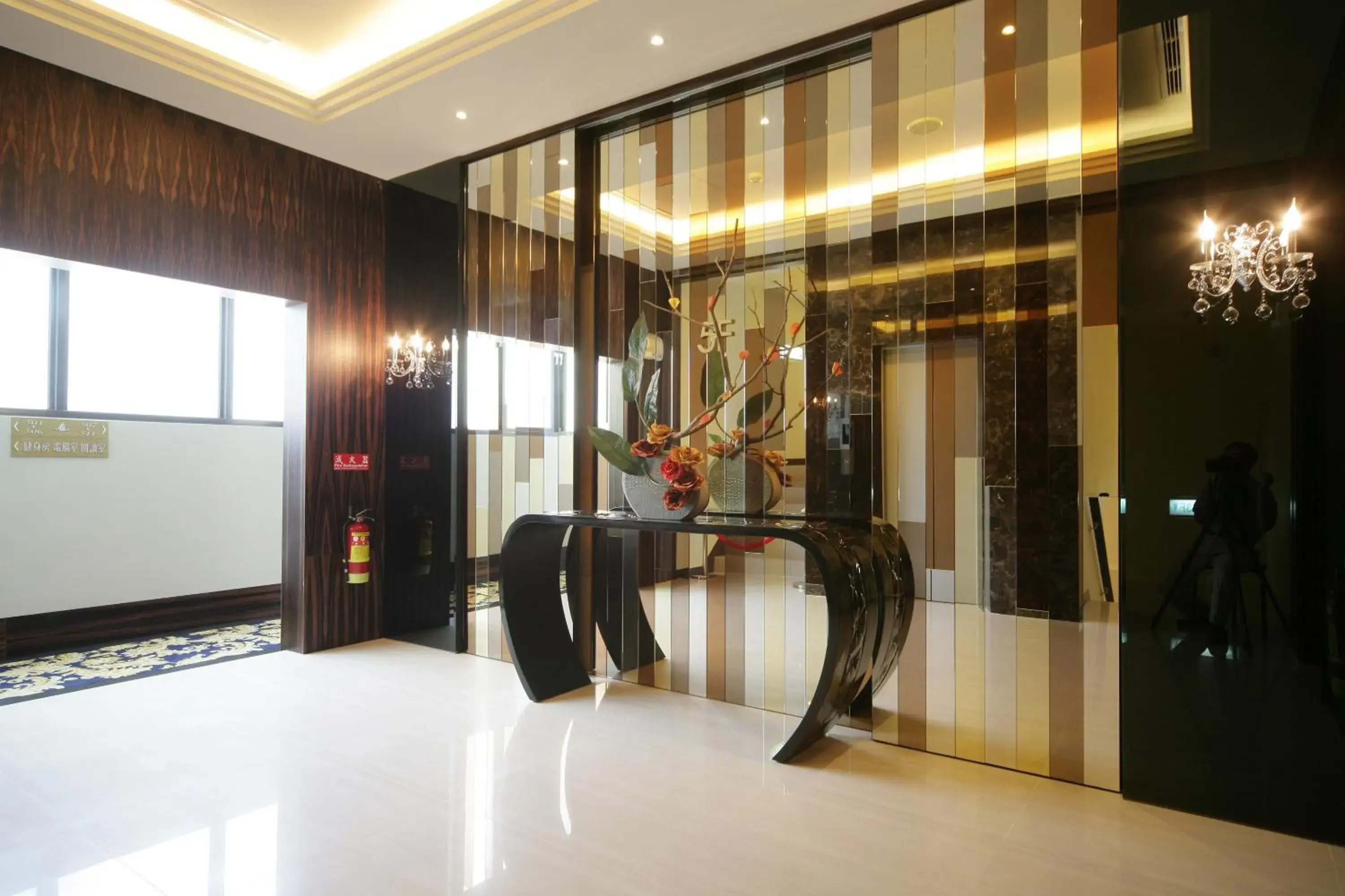 On site, Lobby/Reception in Dubai Villa Motel