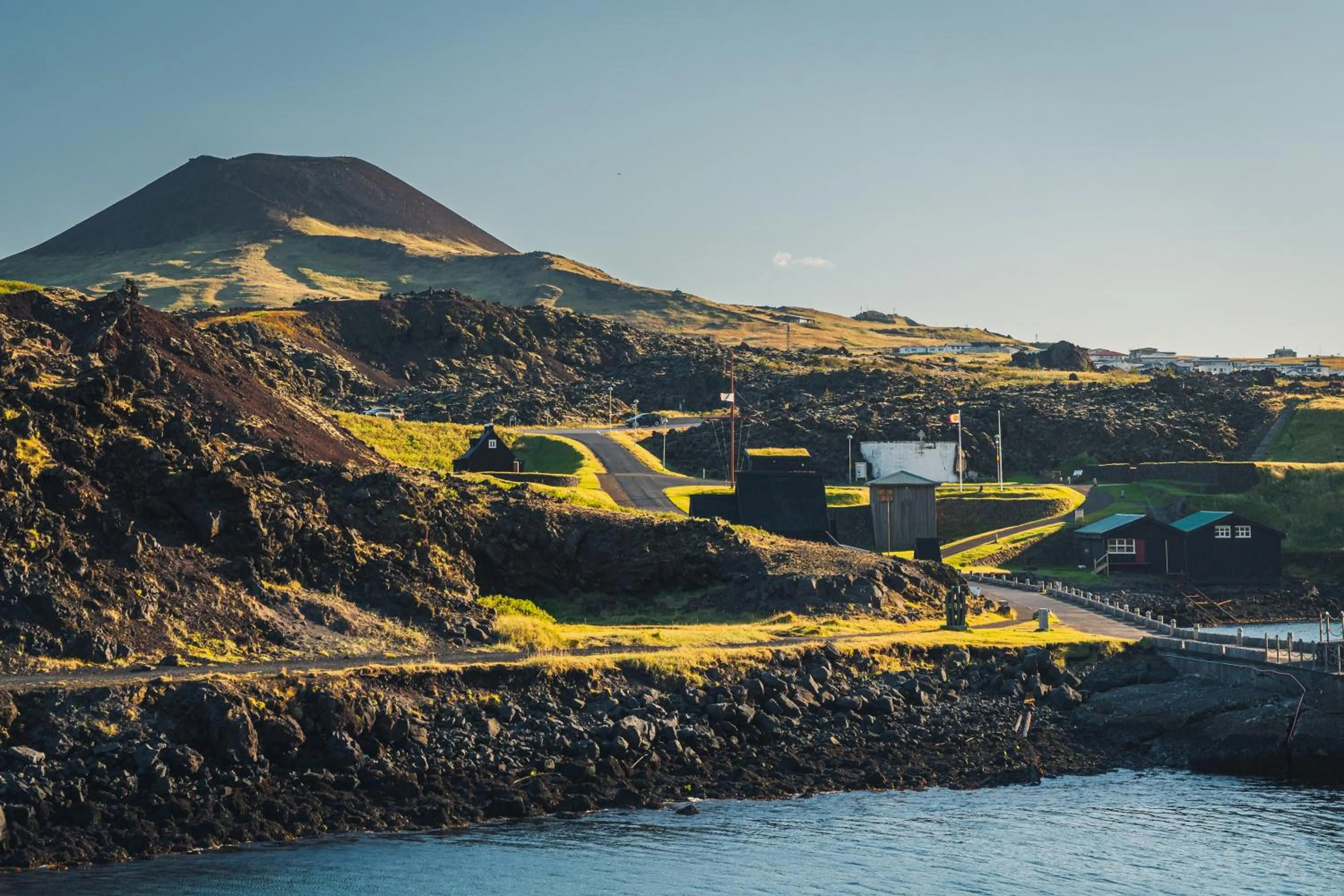 Neighbourhood in Westman Islands Inn
