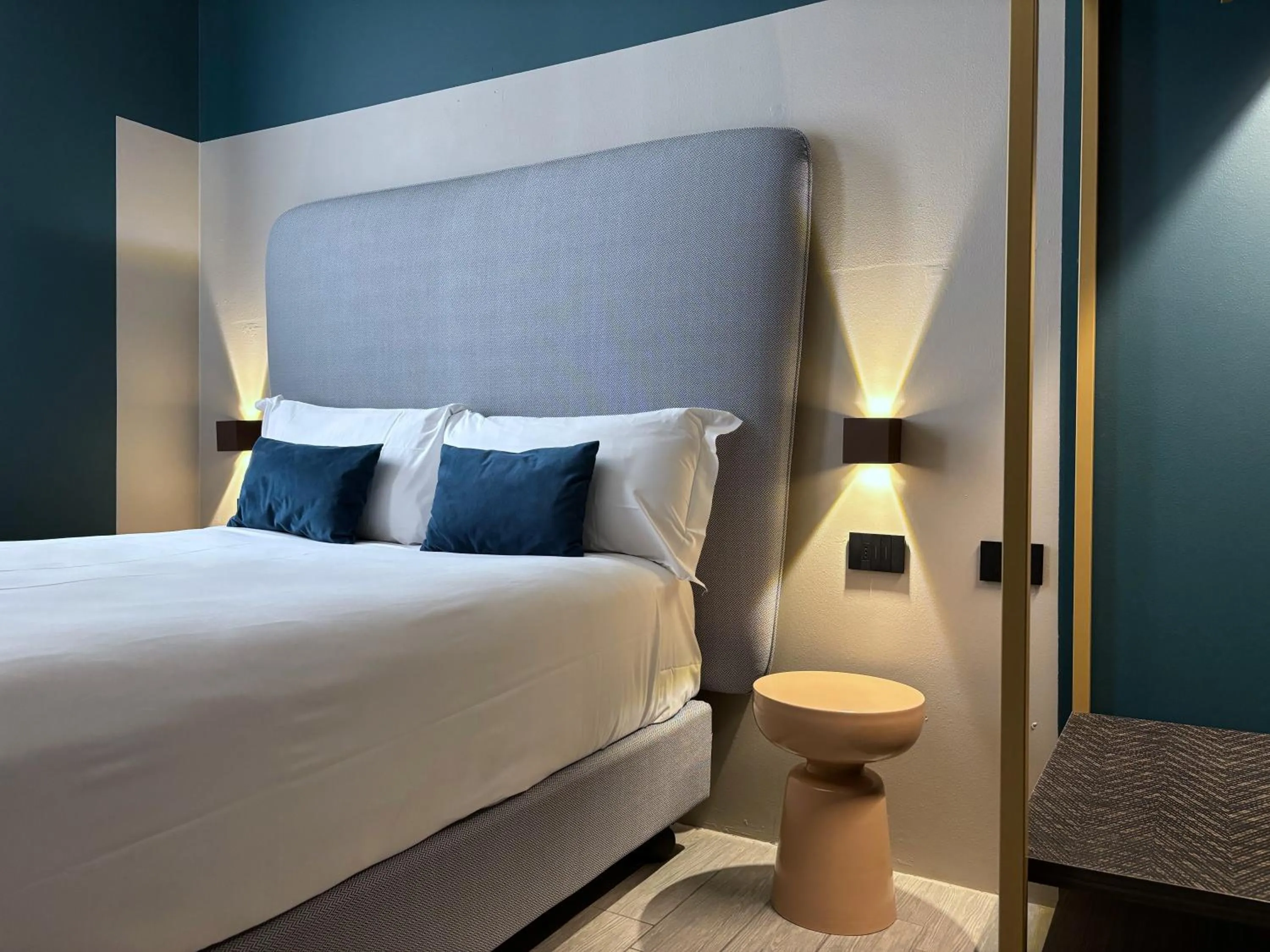 Bed in AV Hotel Milano