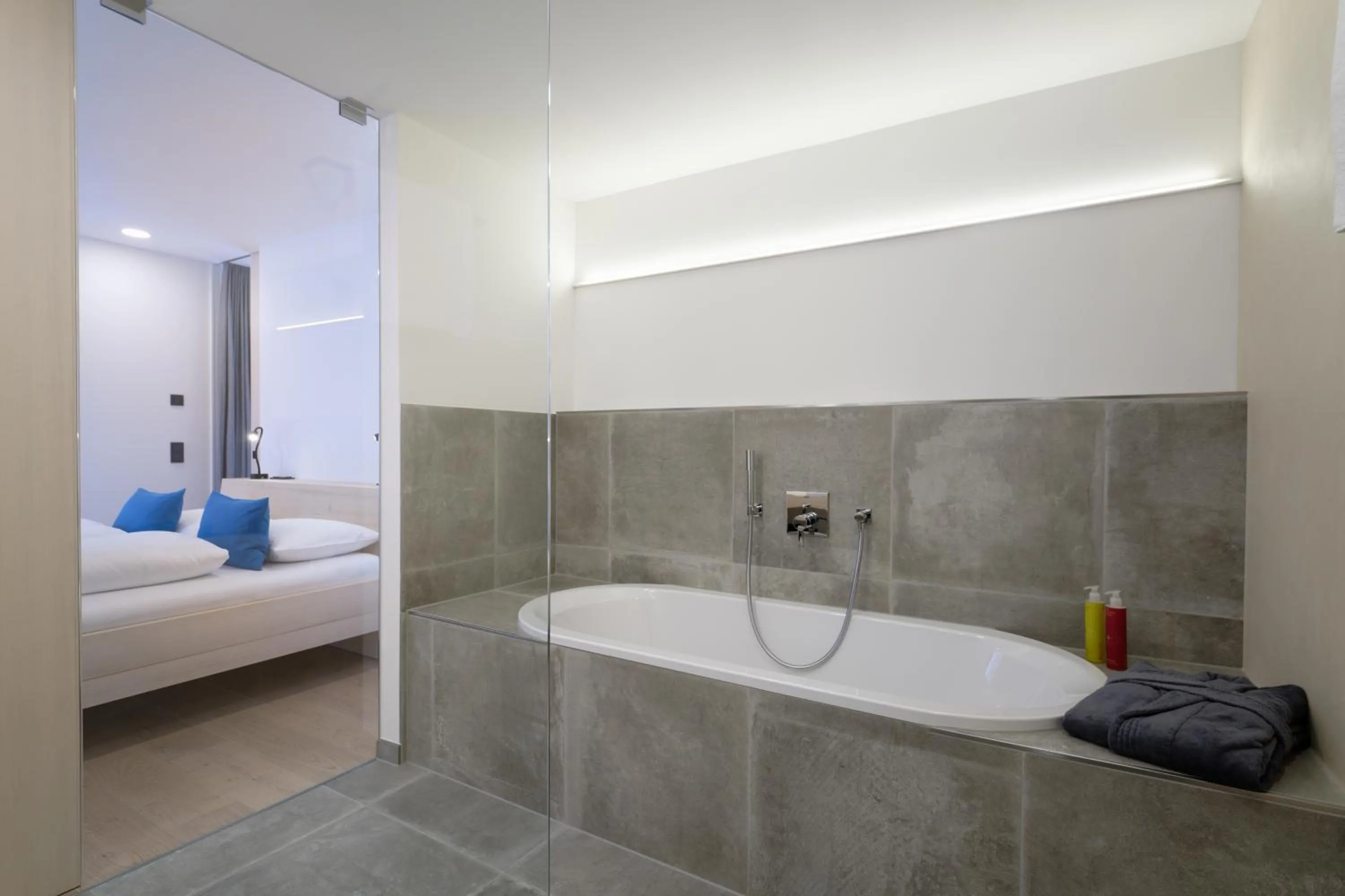 Bathroom, Bed in Alpin Chalet Trinkl - adults only ab 16 Jahren