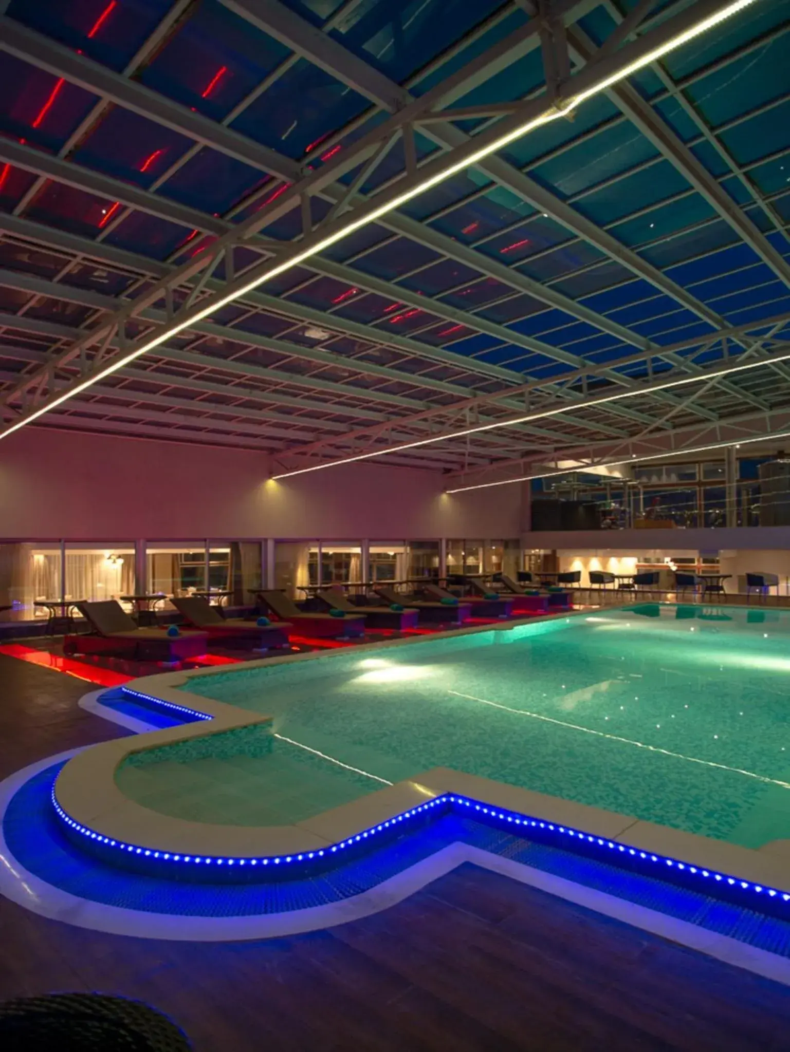 Swimming pool in Cloud Hotel & Suites Swimming pool in Cloud Hotel & Suites