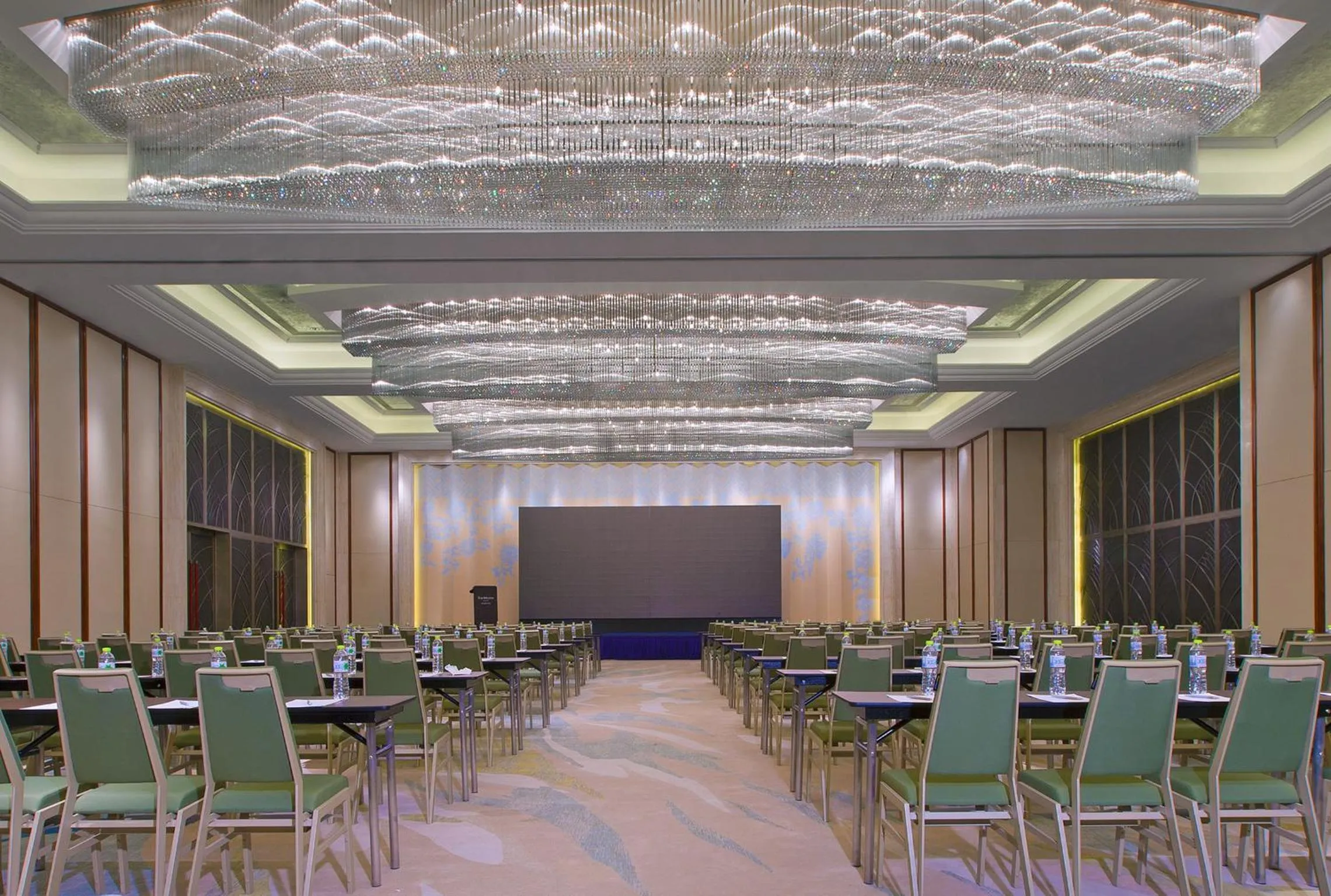 Business facilities in The Westin Qingdao - Instagrammable