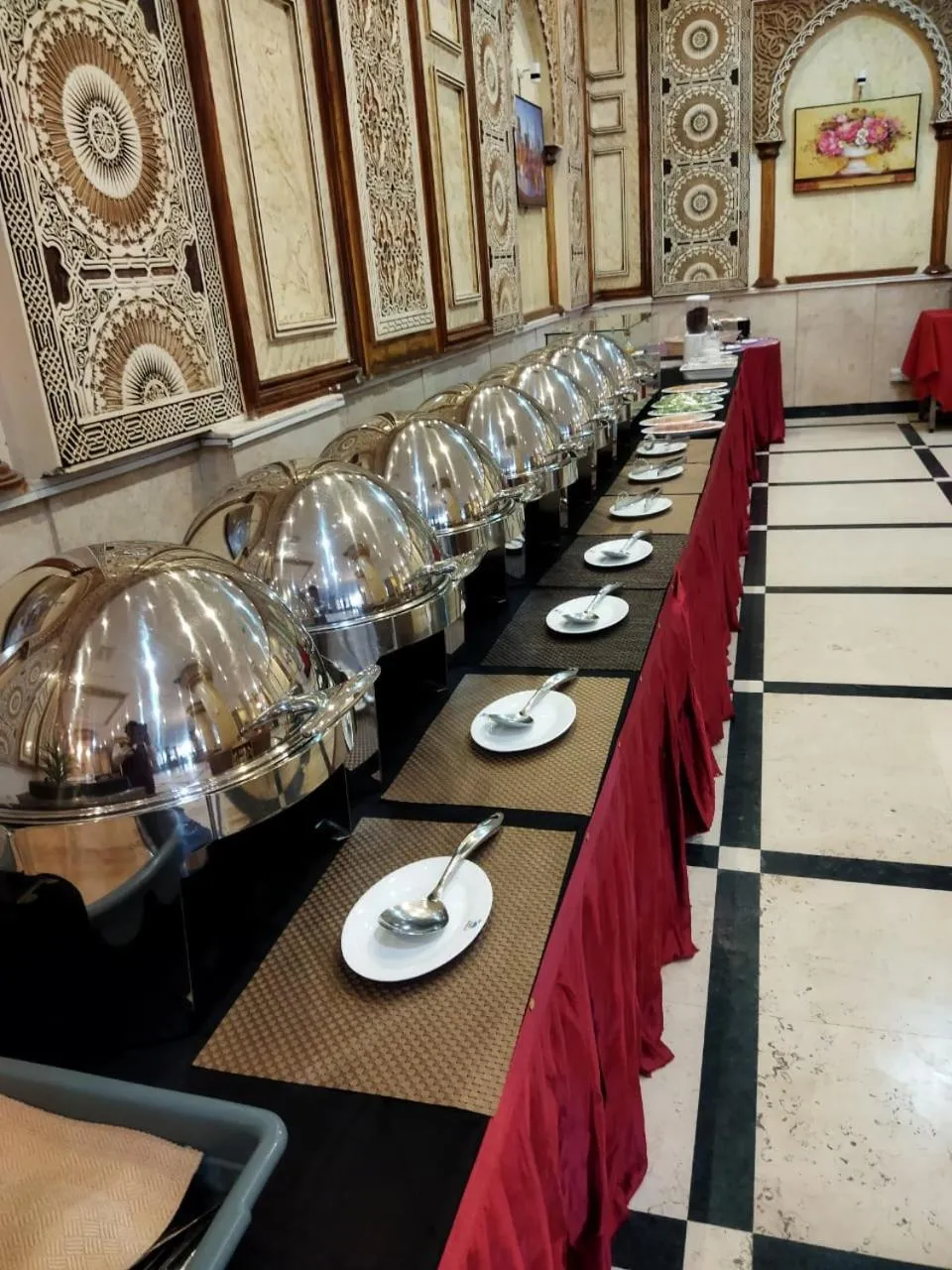 Breakfast in Crown Palace Hotel