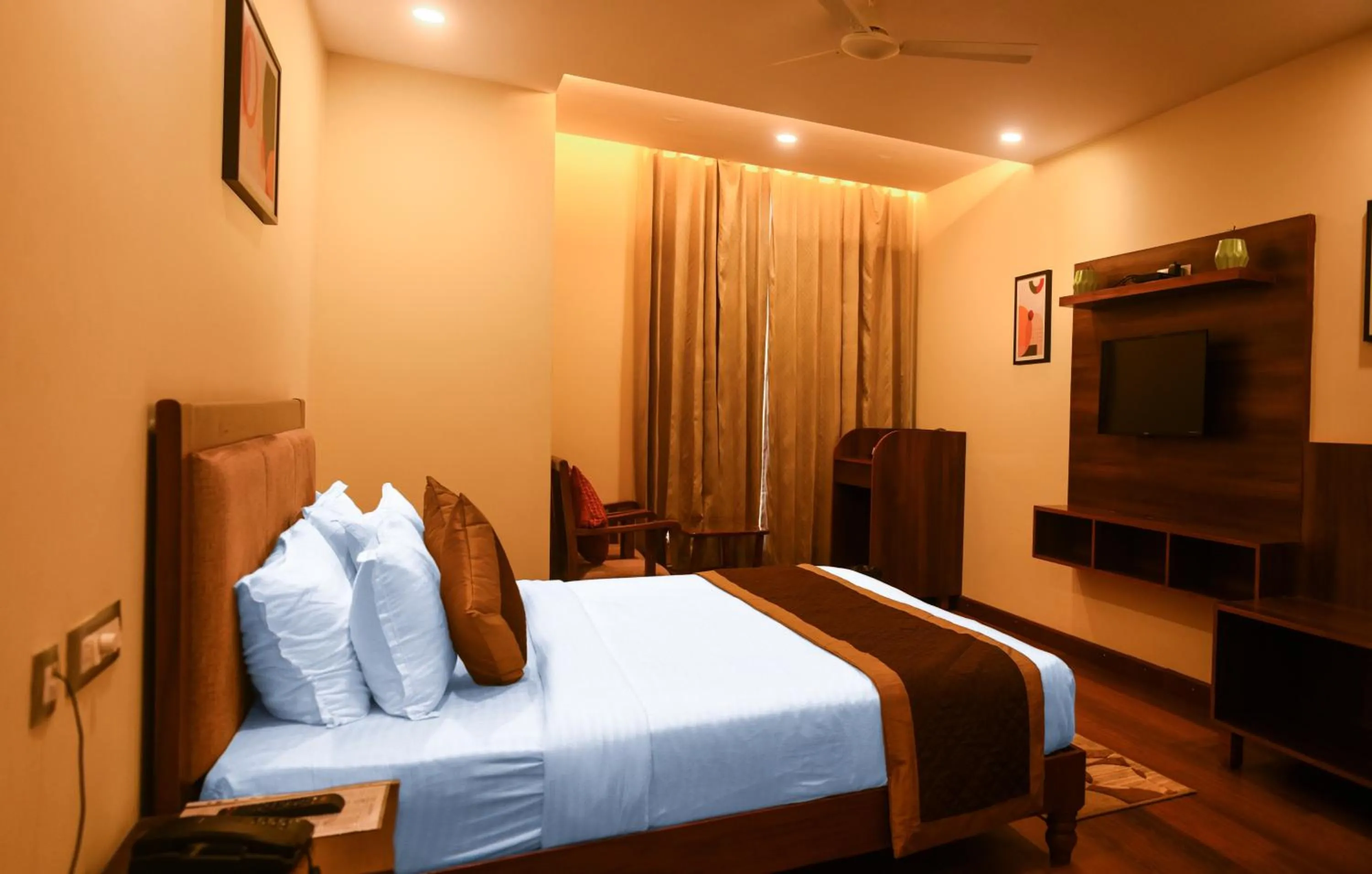 Bed in The Abhyudyam Ganga