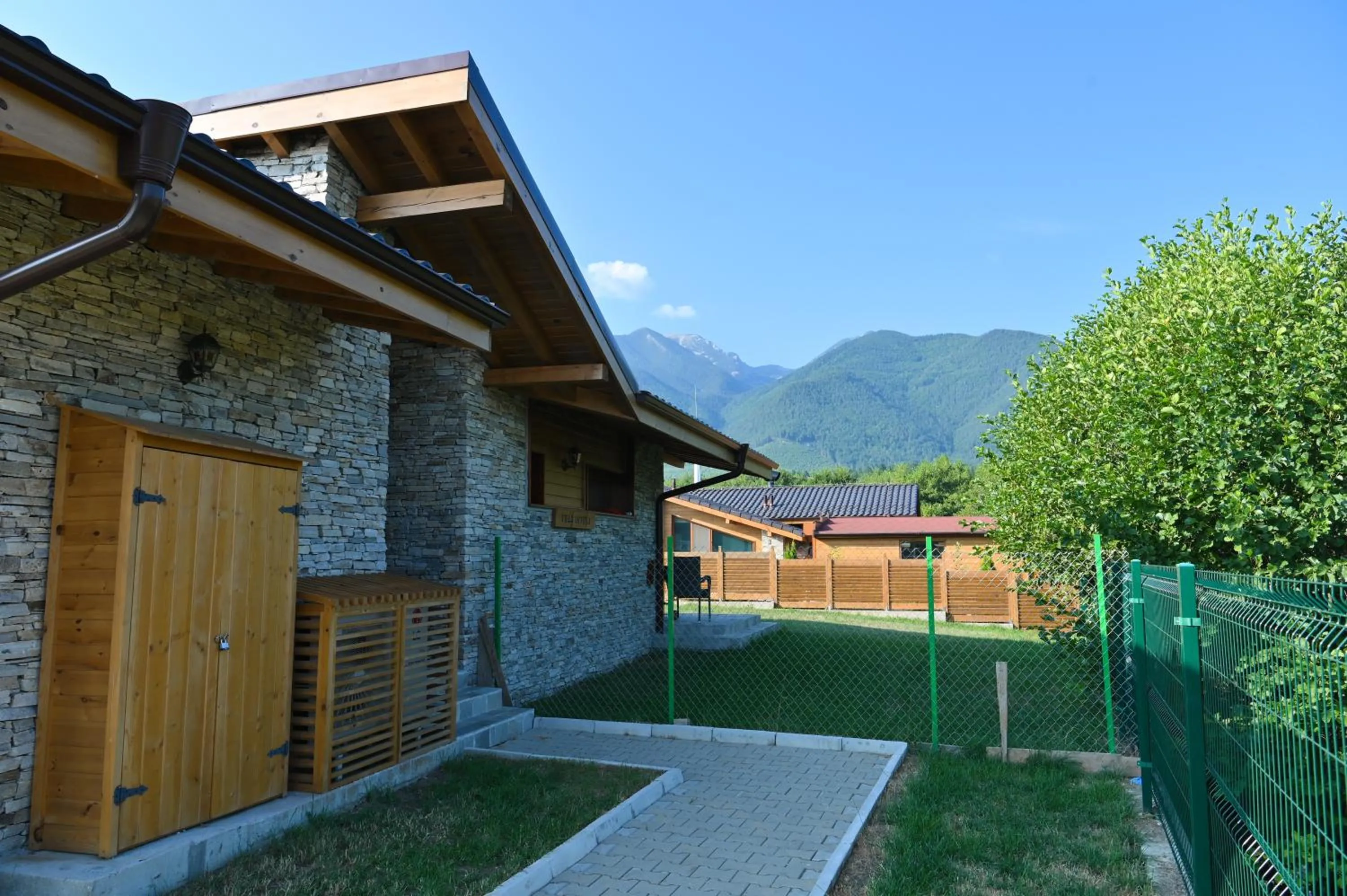Property building in Villa Letizia & Raphael w Sauna near Pirin Golf Resort