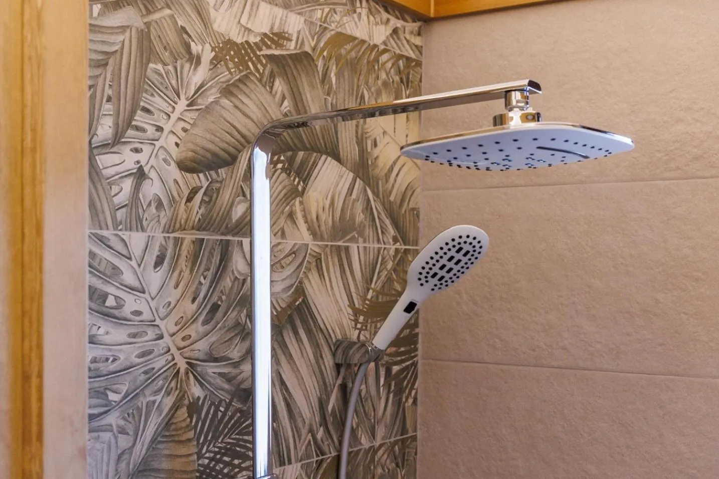 Shower in Villa Letizia & Raphael w Sauna near Pirin Golf Resort