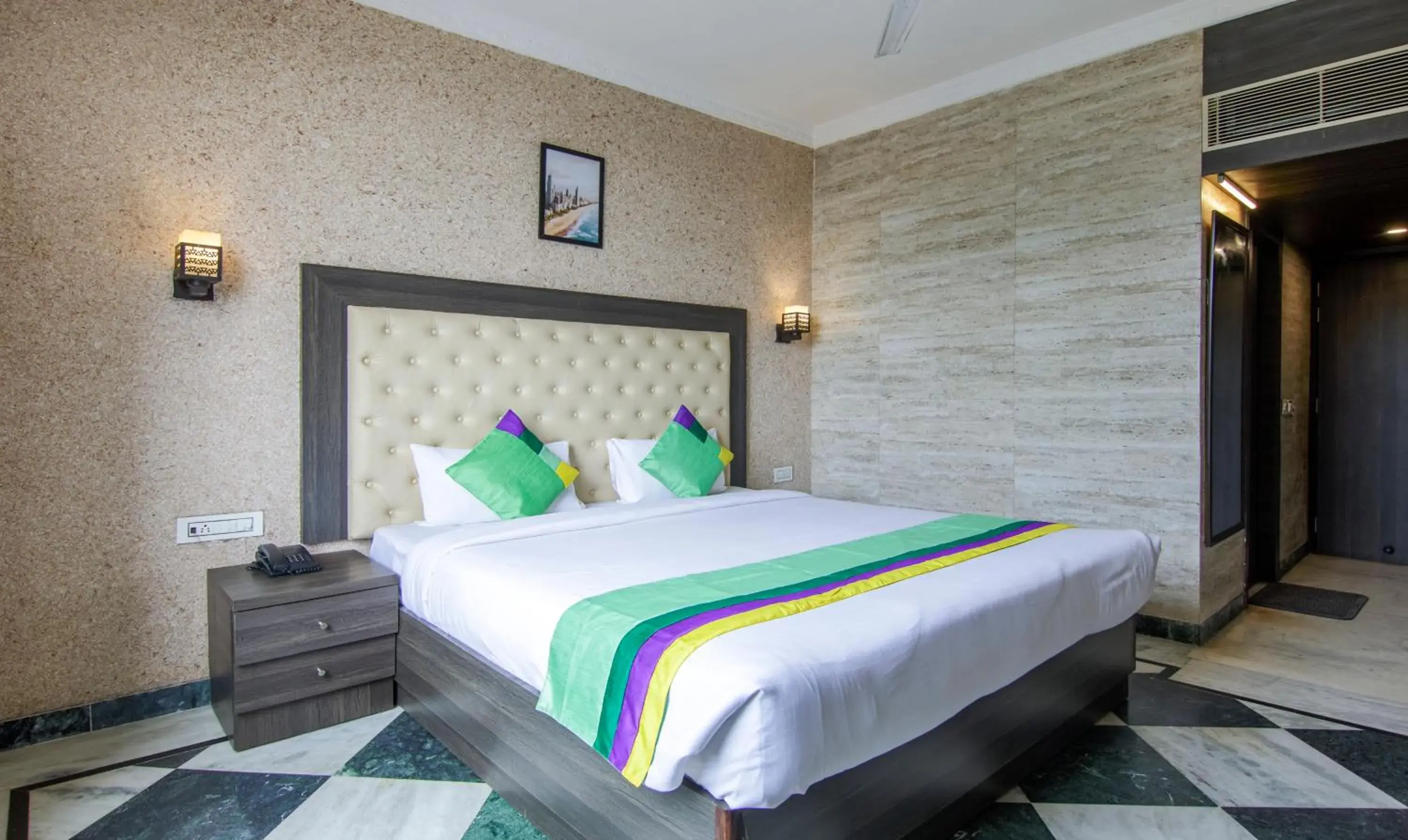 Bed in Treebo Trinetar International Bed in Treebo Trinetar International