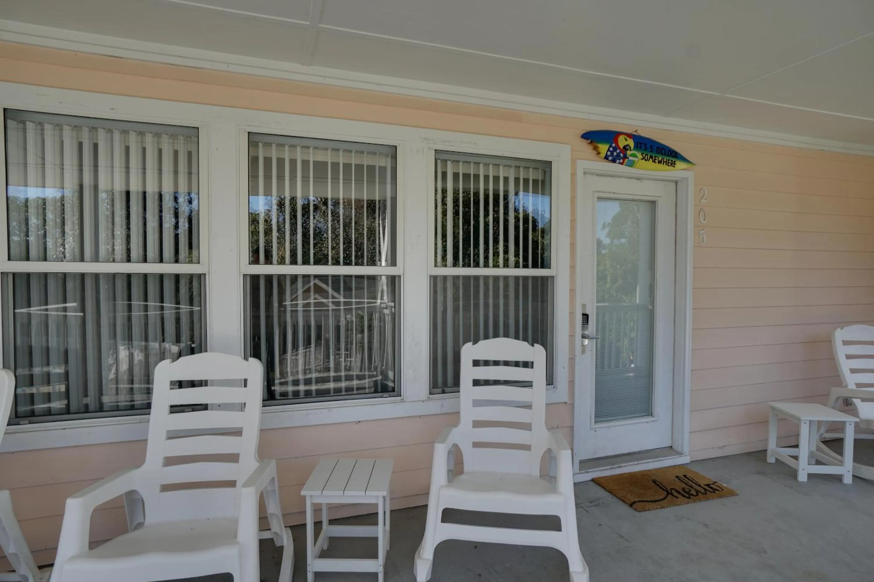 Property building in Peachtree Place Condominiums by Panhandle Getaways