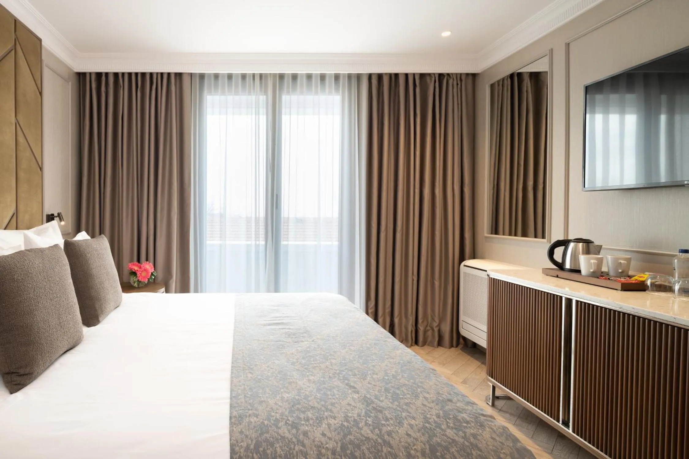 Photo of the whole room, Bed in Hotel Nena