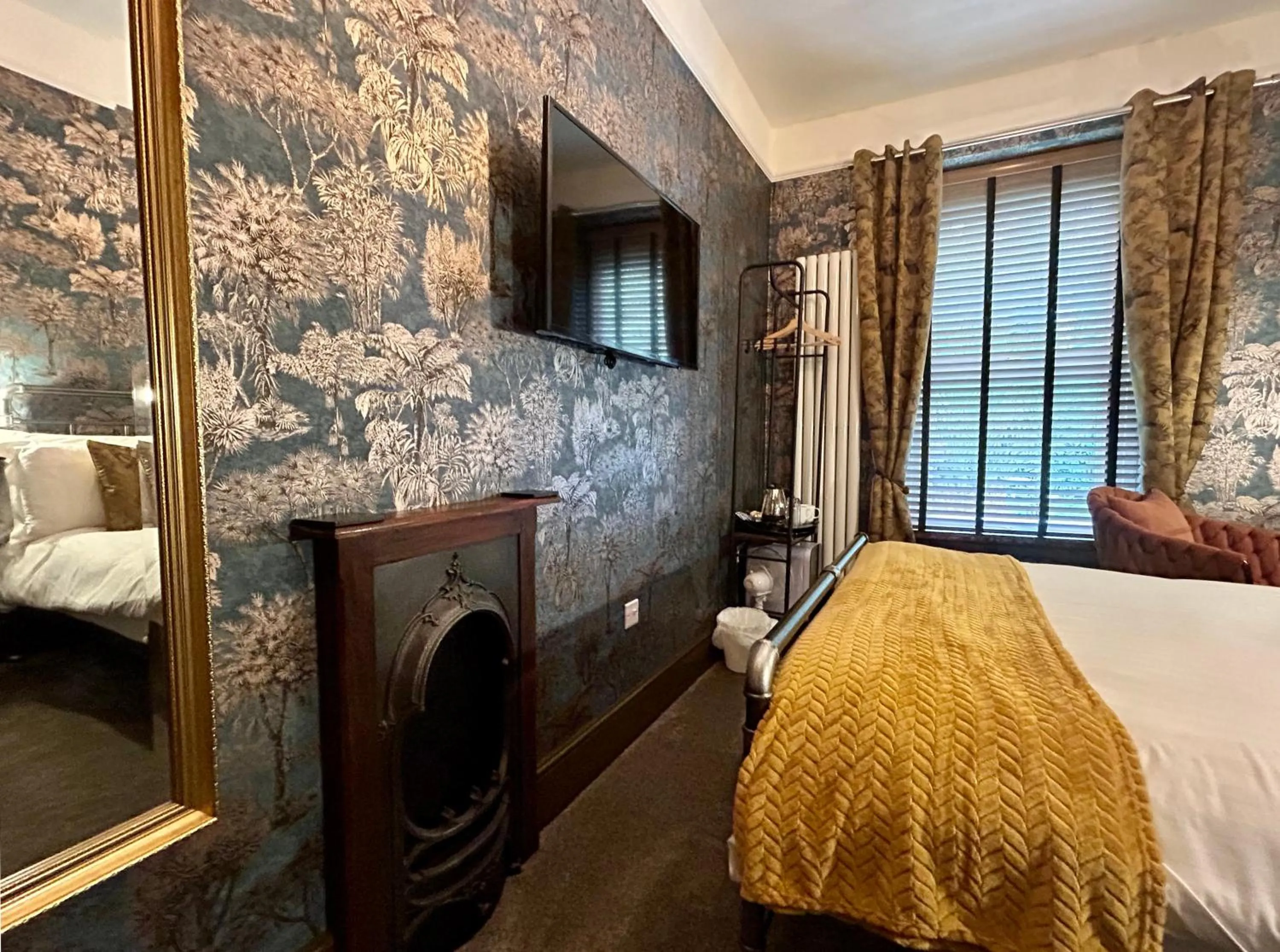 Bed in The Devonshire Villa