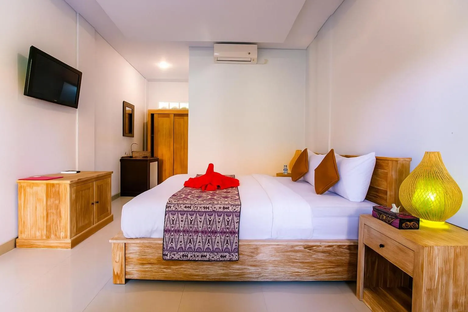 Bed in Dede Cottage Ubud