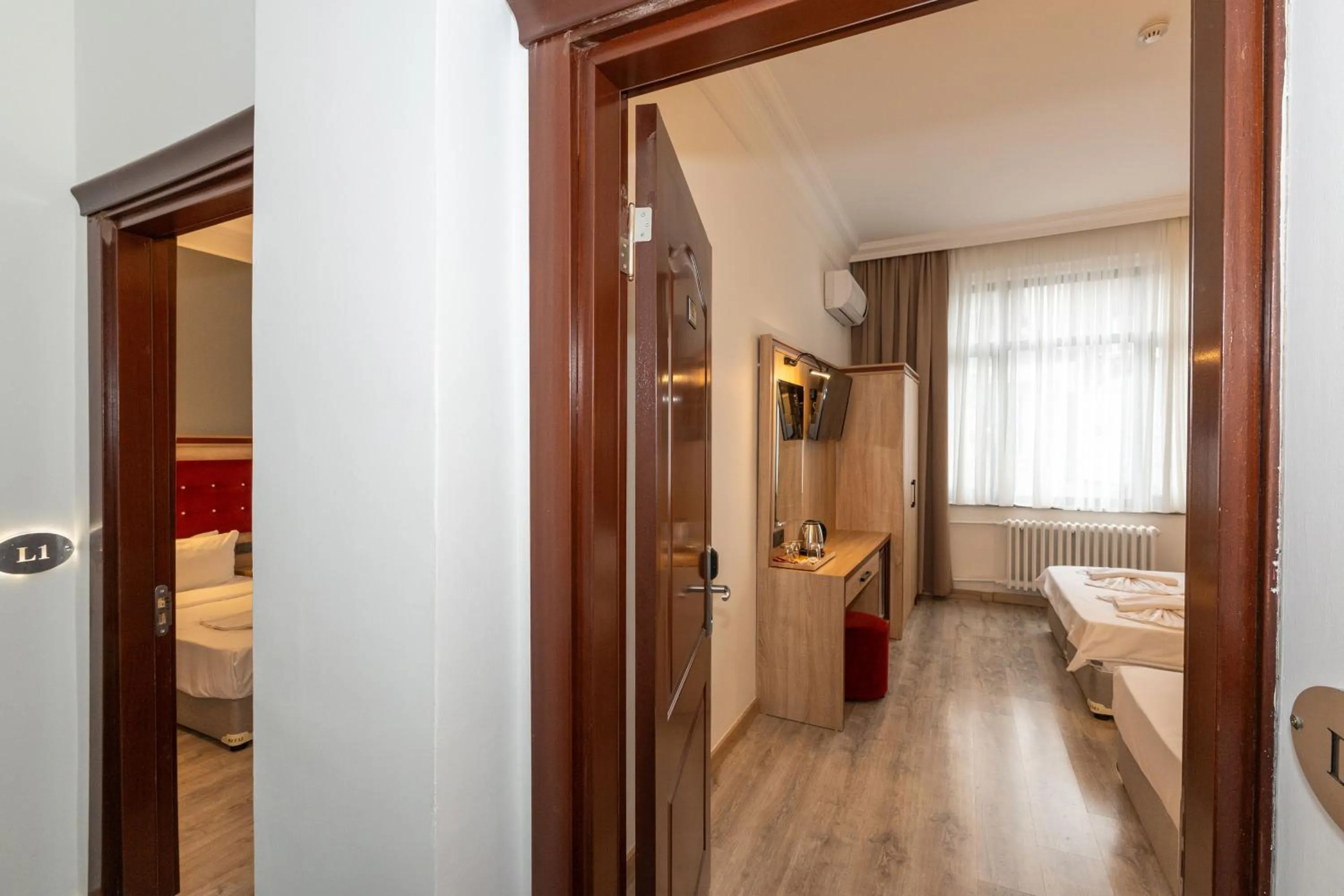 Toilet, Bed in Olimpic Hotel