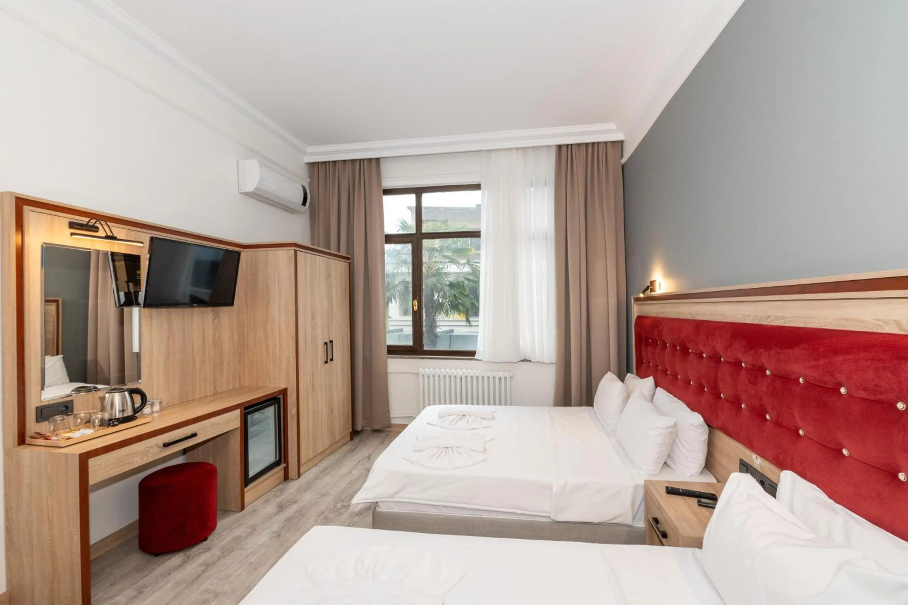 Bed in Olimpic Hotel