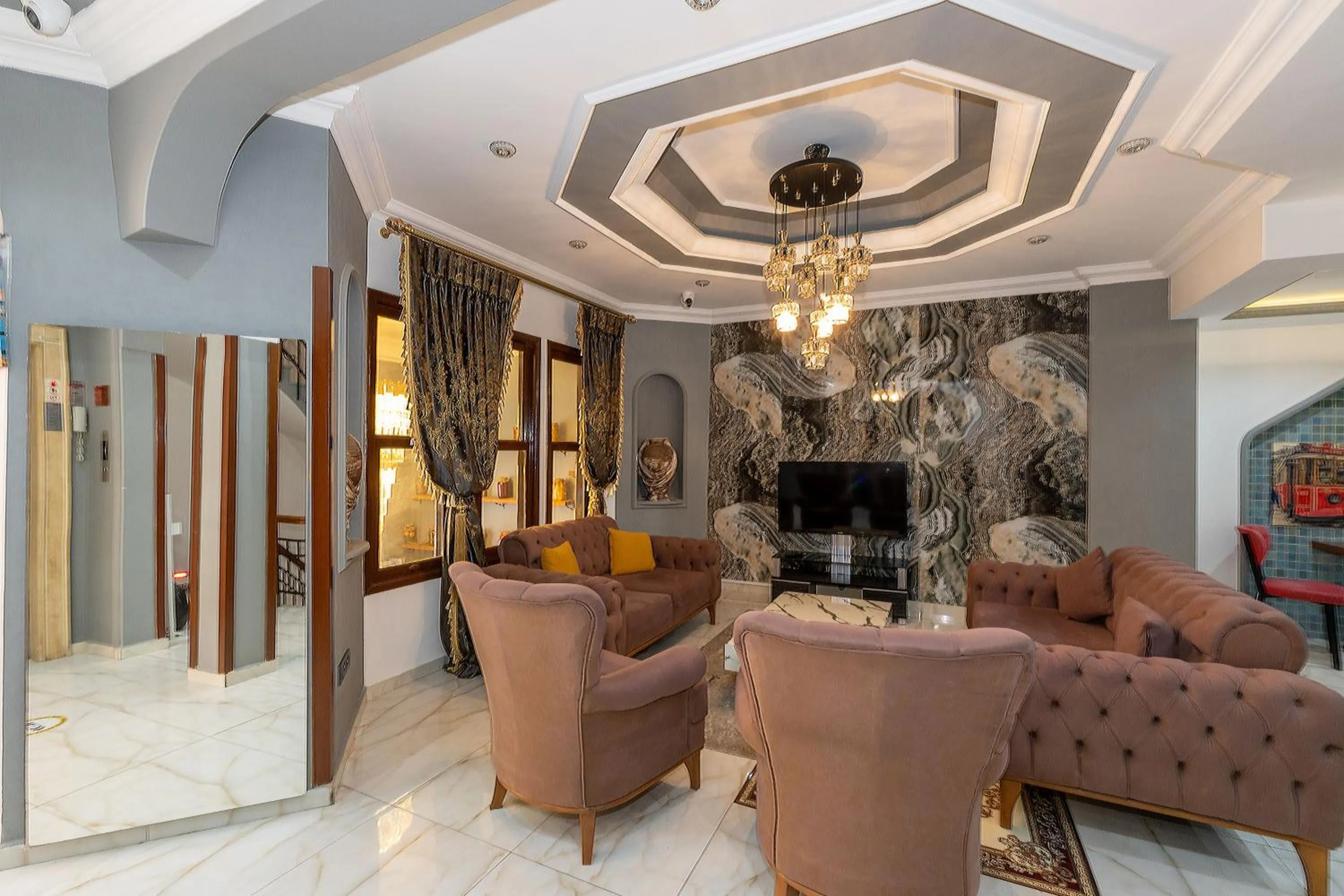 Lobby or reception in Olimpic Hotel