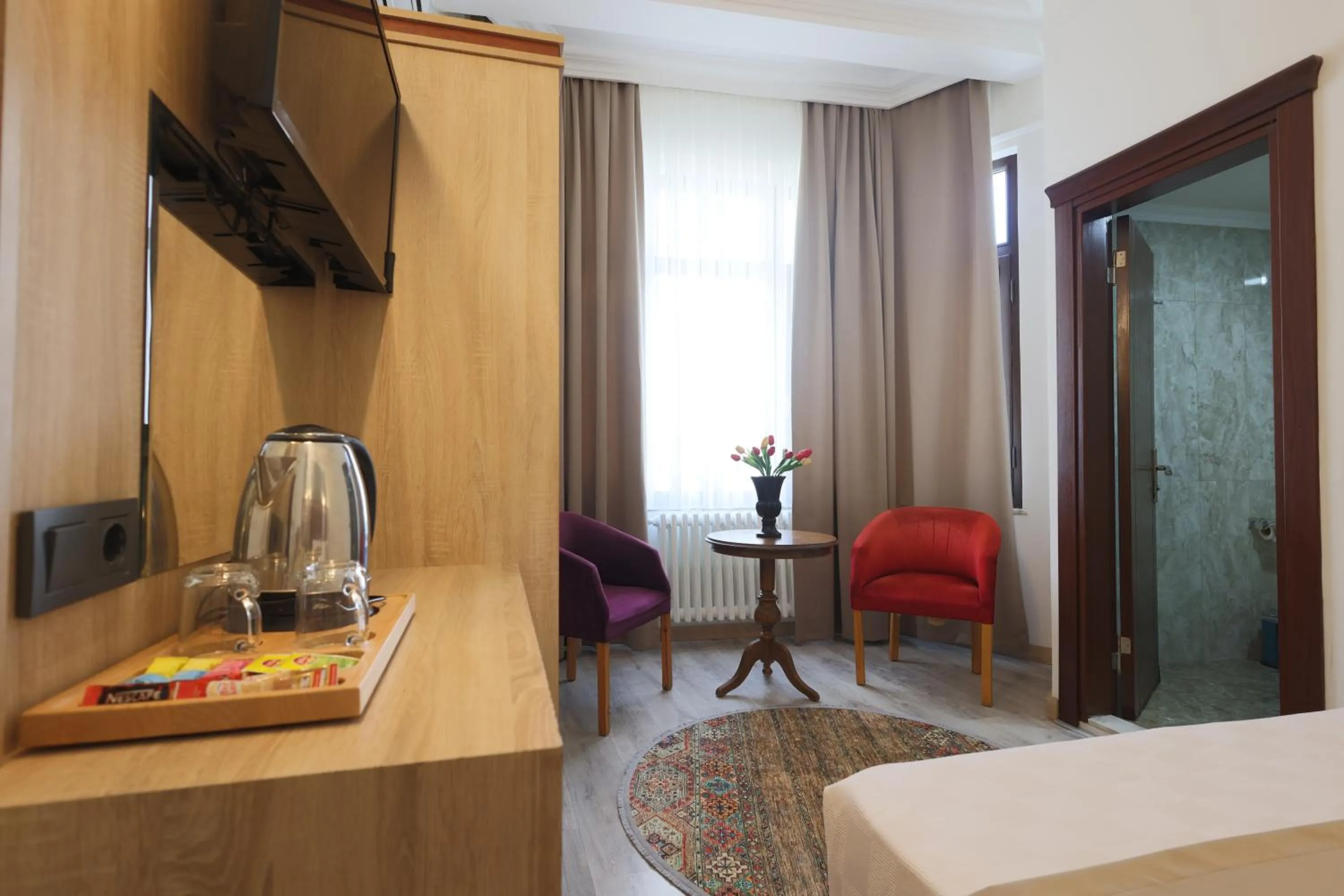 TV and multimedia, Bed in Olimpic Hotel