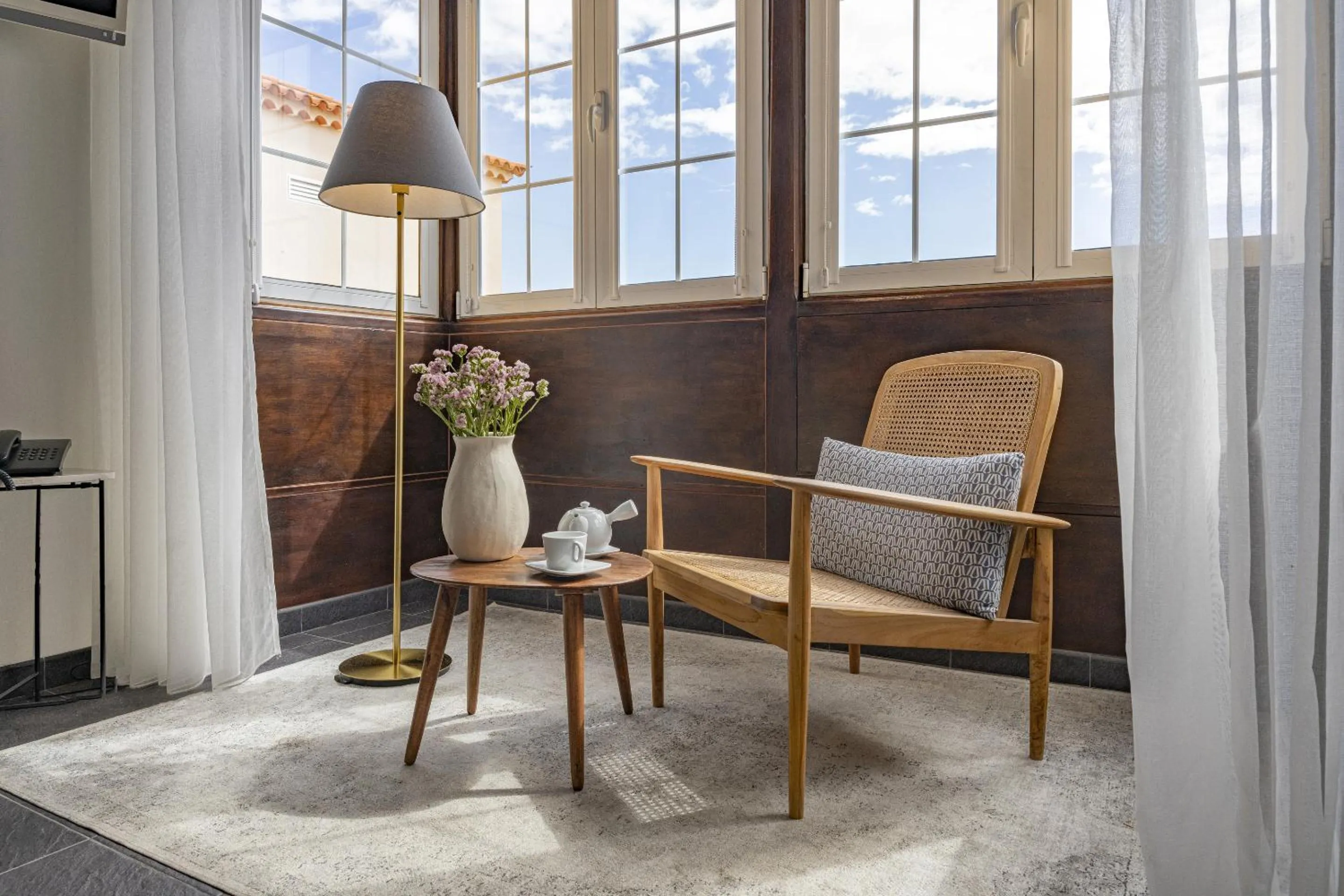 Seating area in Hotel San Telmo