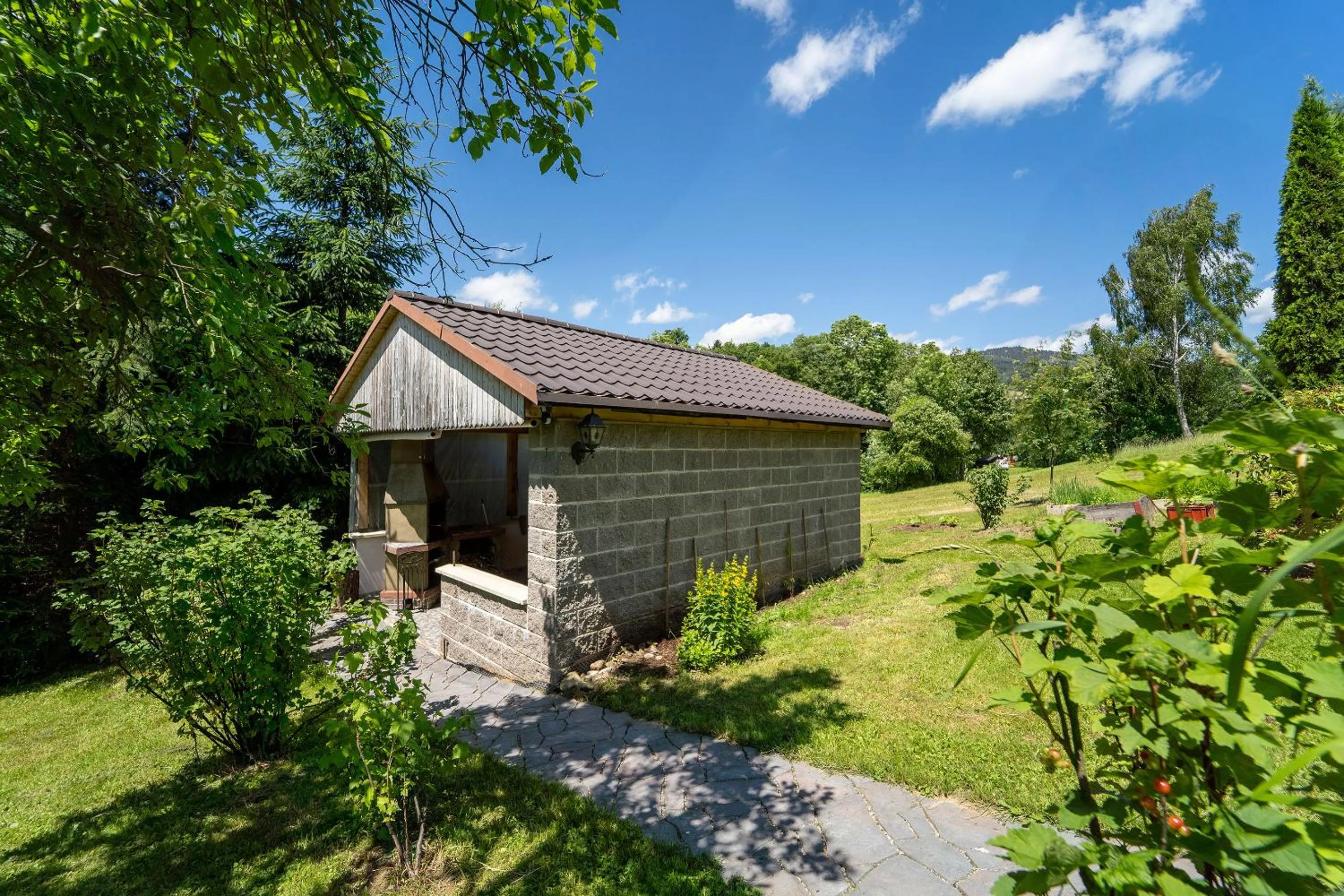BBQ facilities in Apartmány U Žaloudků
