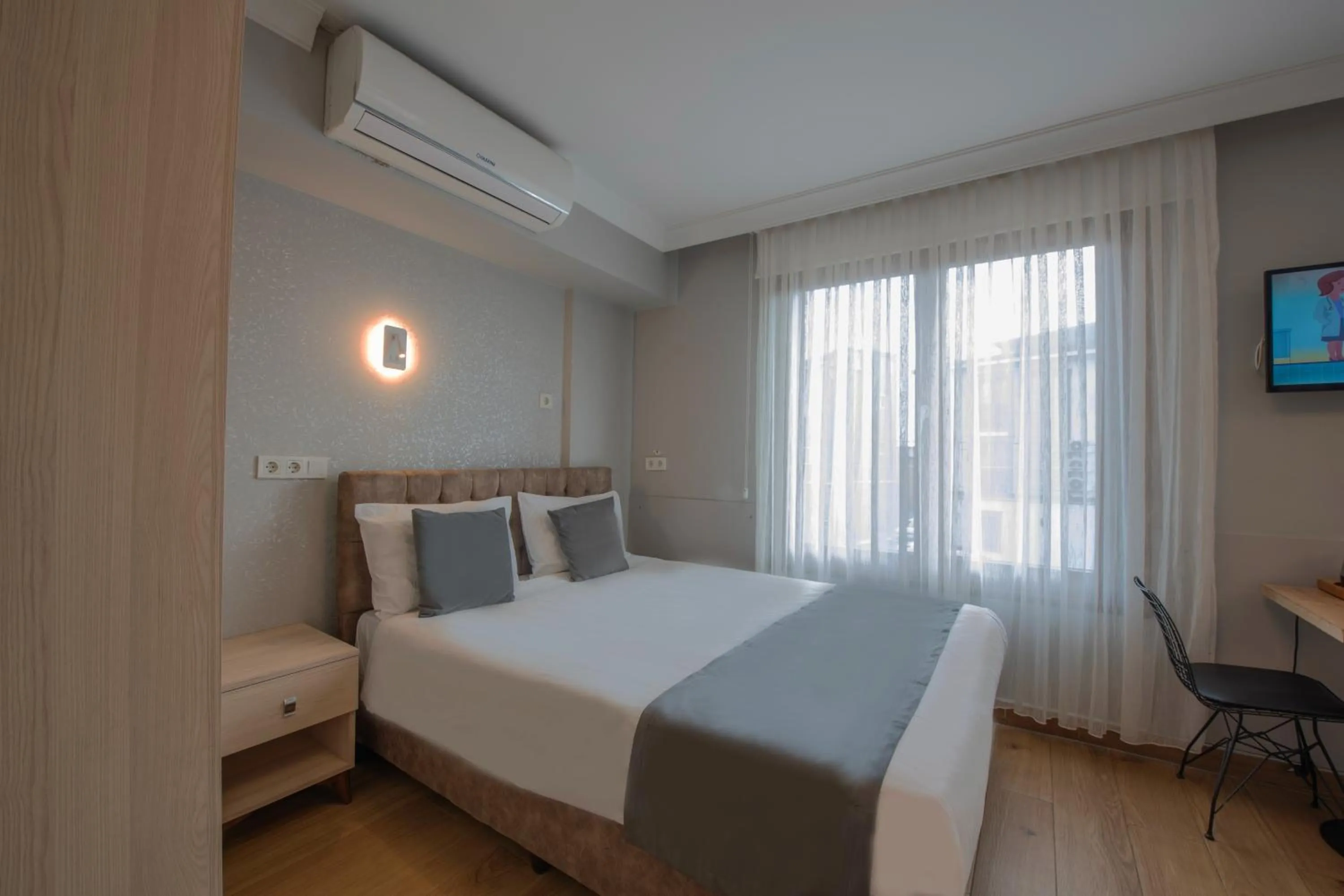 Photo of the whole room, Bed in Sur Hotel Sultanahmet