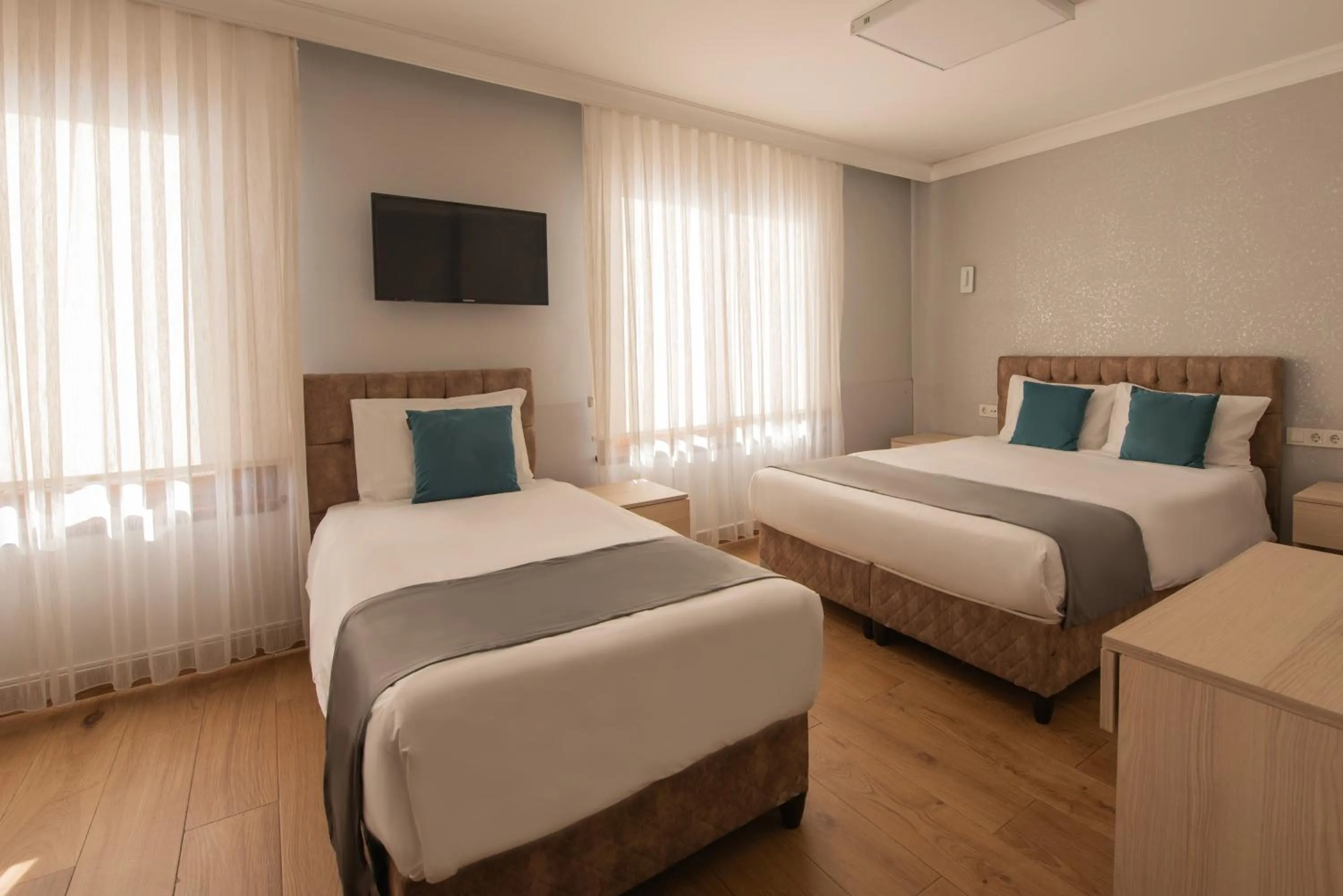 Photo of the whole room, Bed in Sur Hotel Sultanahmet