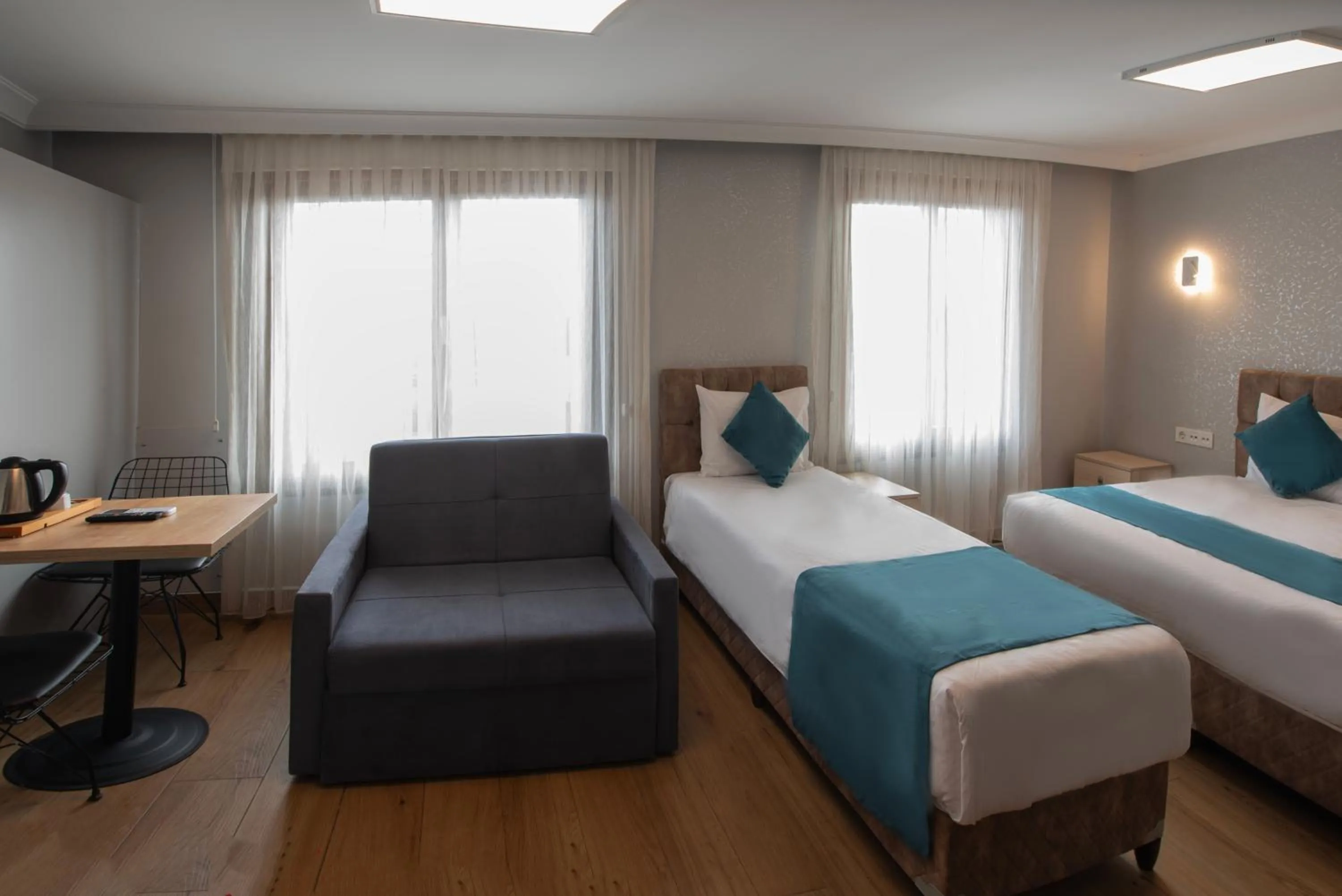 Photo of the whole room, Bed in Sur Hotel Sultanahmet