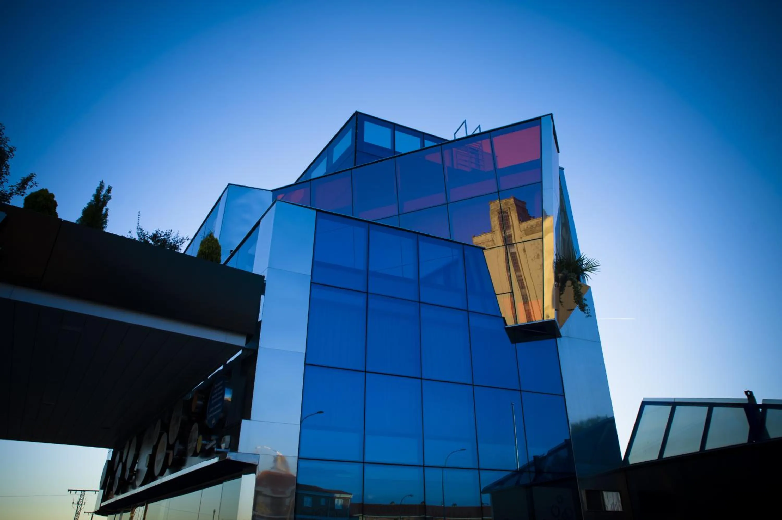 Facade/entrance in Resotel