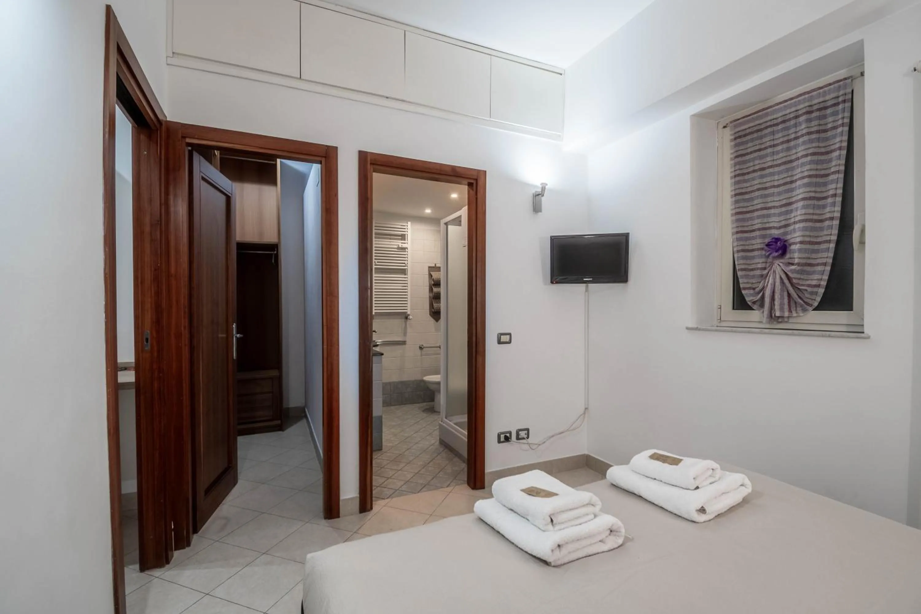 Bathroom, Bed in La Casa dei Sogni di Serena