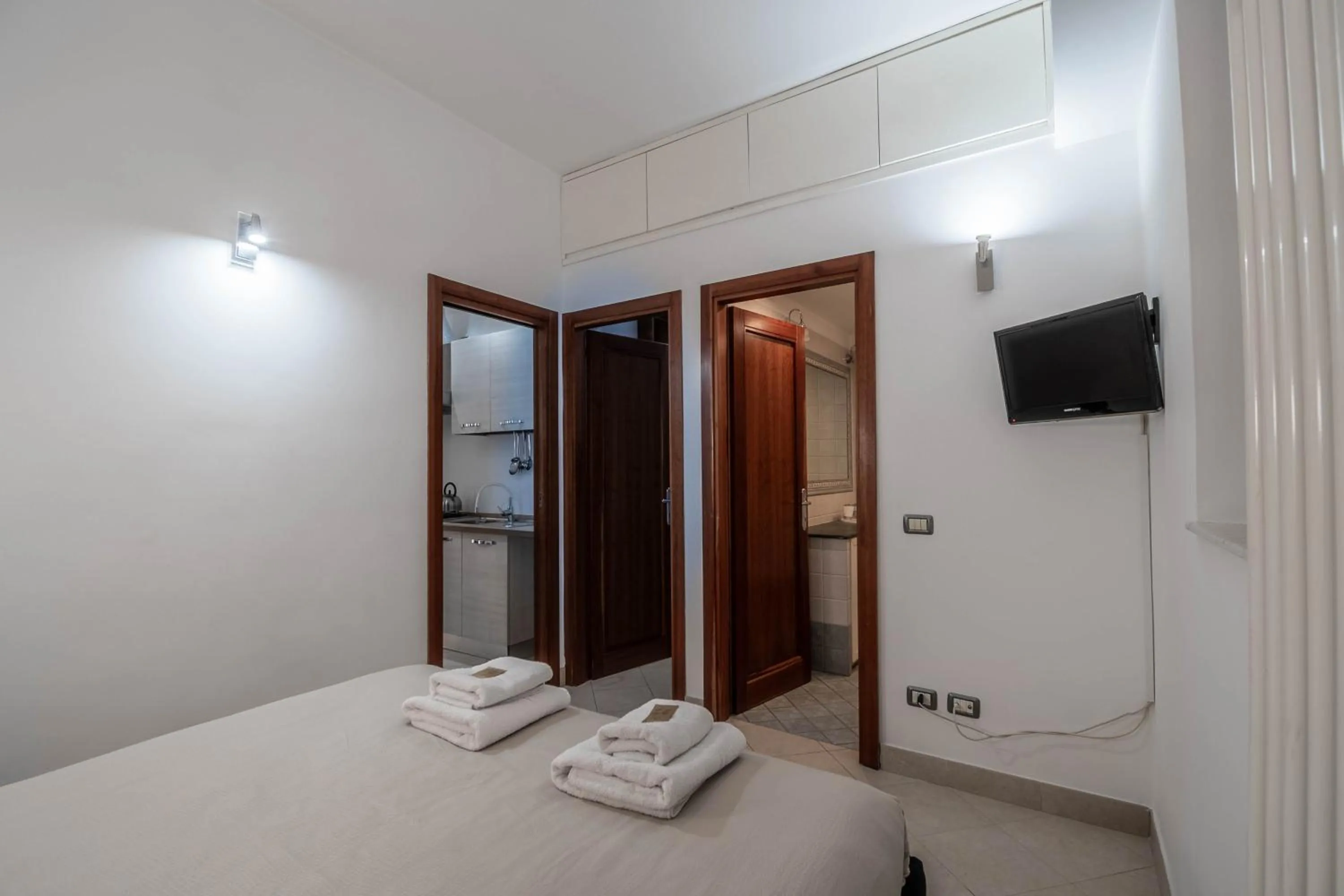 Photo of the whole room, Bed in La Casa dei Sogni di Serena