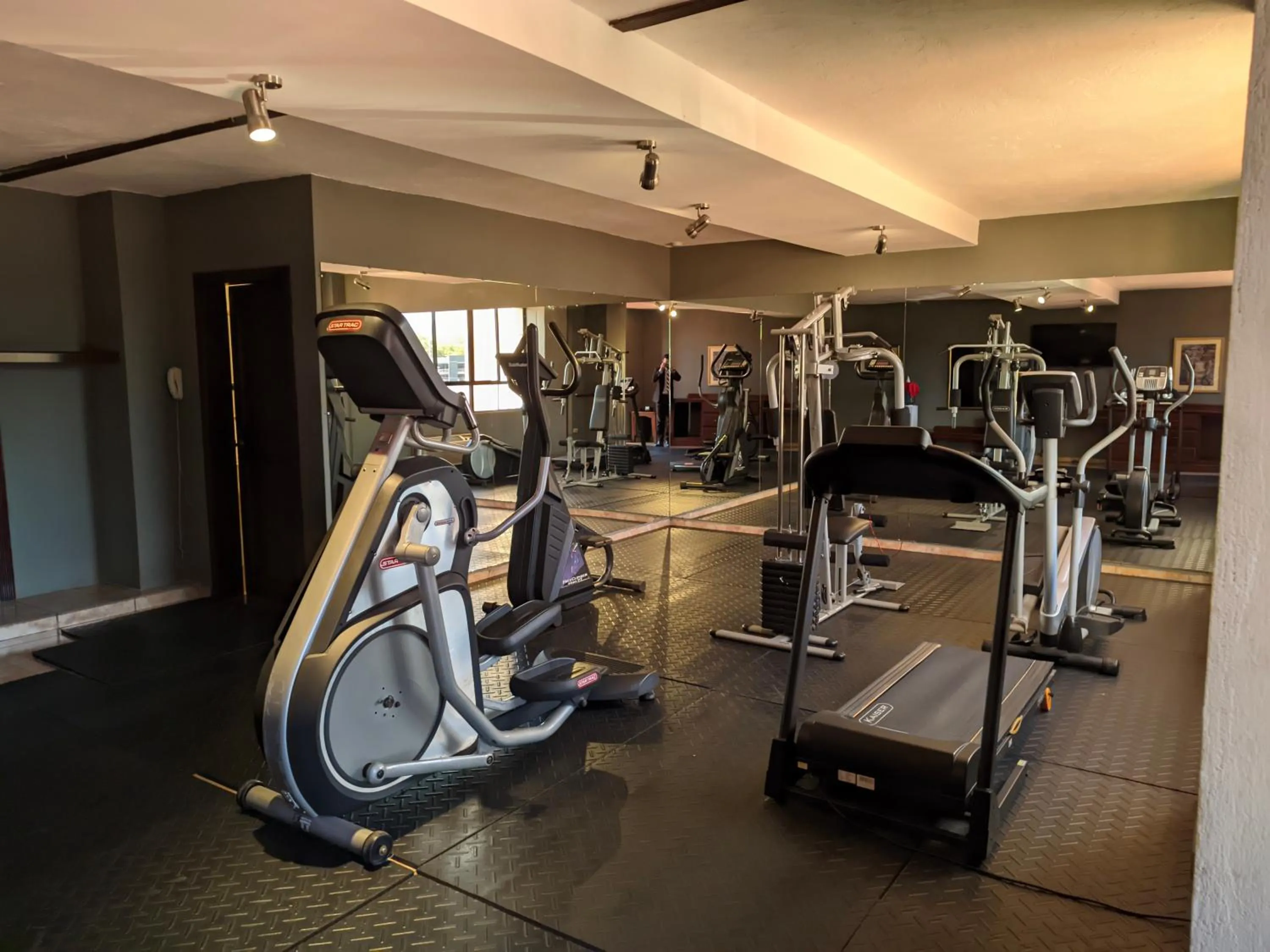 Fitness centre/facilities in FLORENCIA PLAZA HOTEL