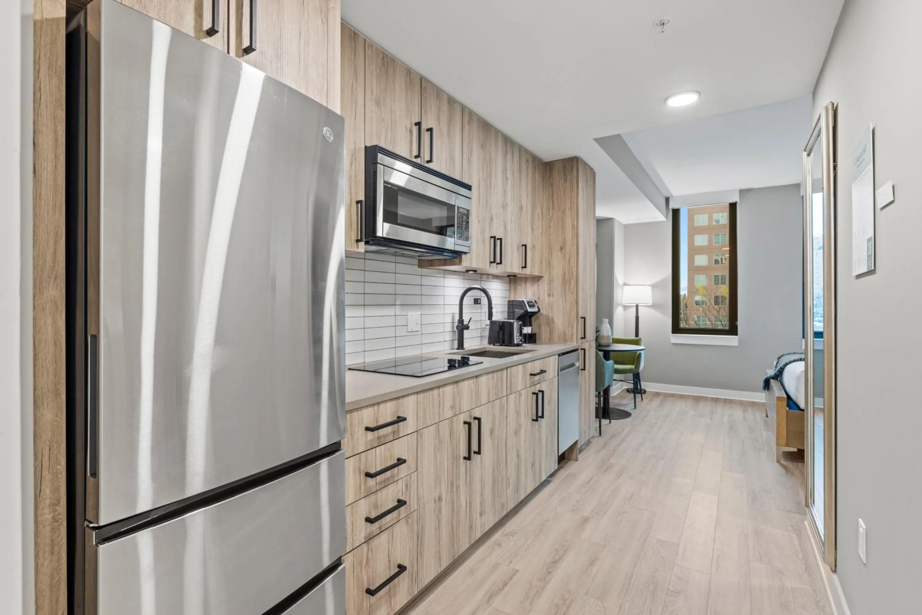 Kitchen or kitchenette in Coda on Half, a Placemakr Experience - Navy Yard