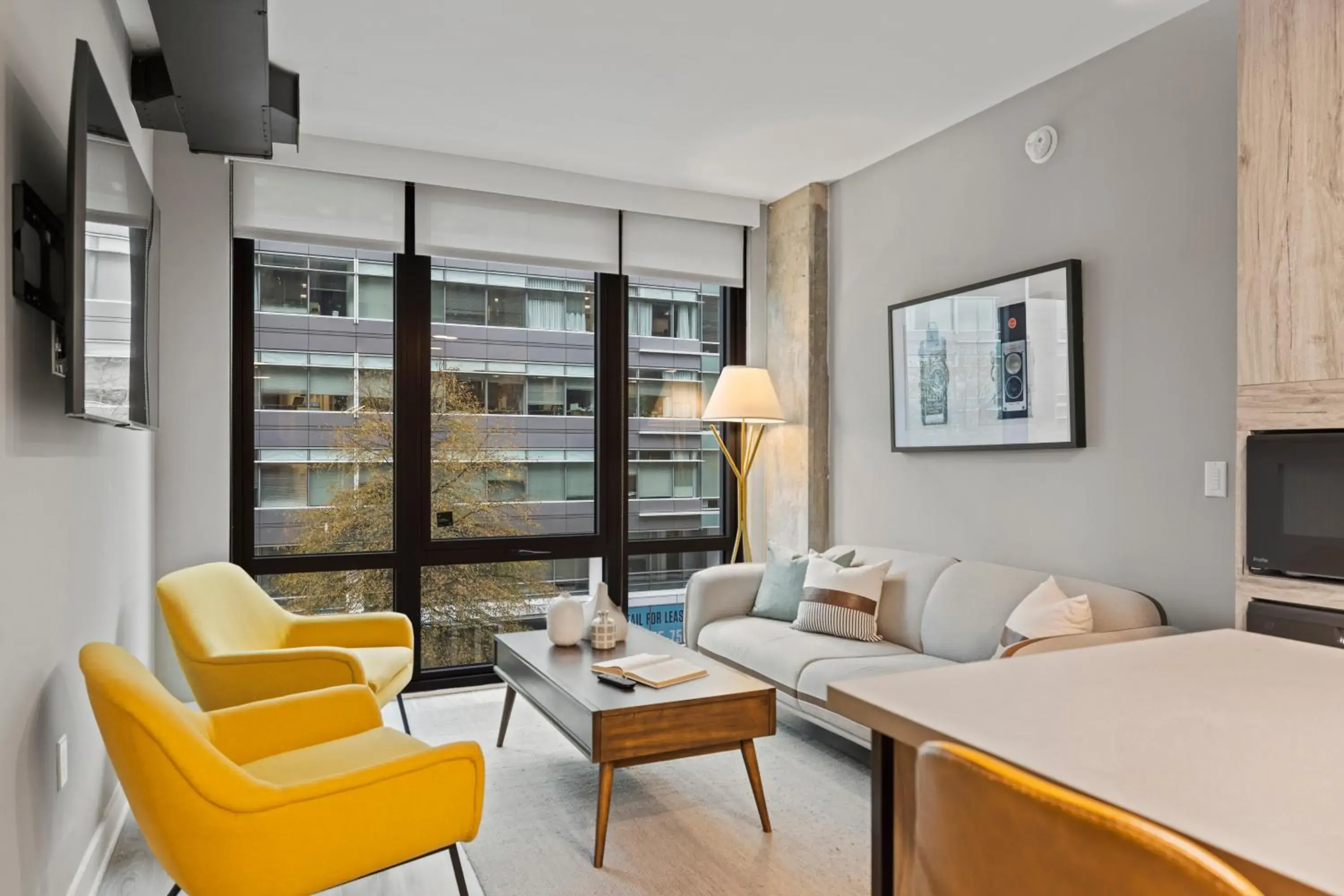 Premium One Bedroom Apartment with Den in Coda on Half, a Placemakr Experience - Navy Yard Premium One Bedroom Apartment with Den in Coda on Half, a Placemakr Experience - Navy Yard