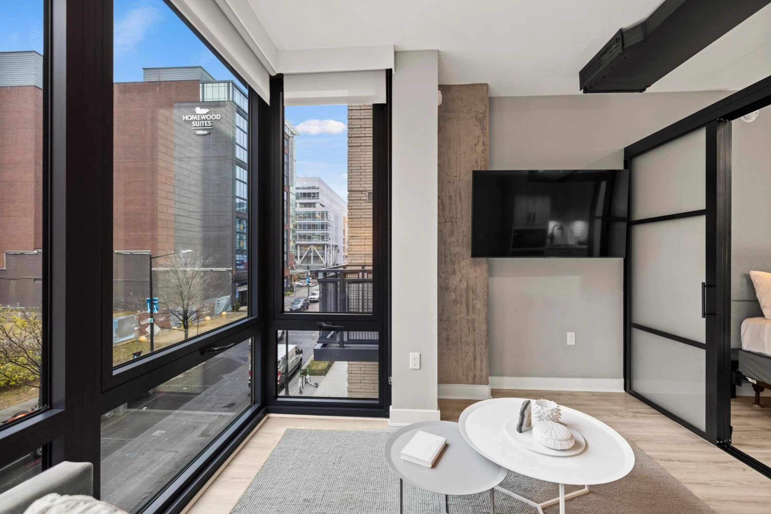 Living room in Coda on Half, a Placemakr Experience - Navy Yard