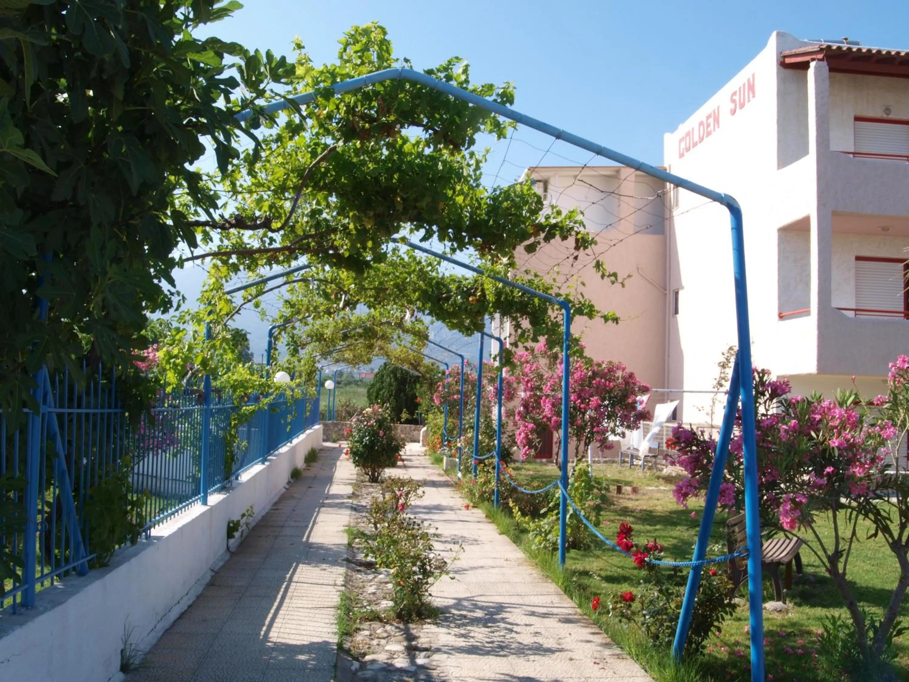 Facade/entrance in Golden Sun