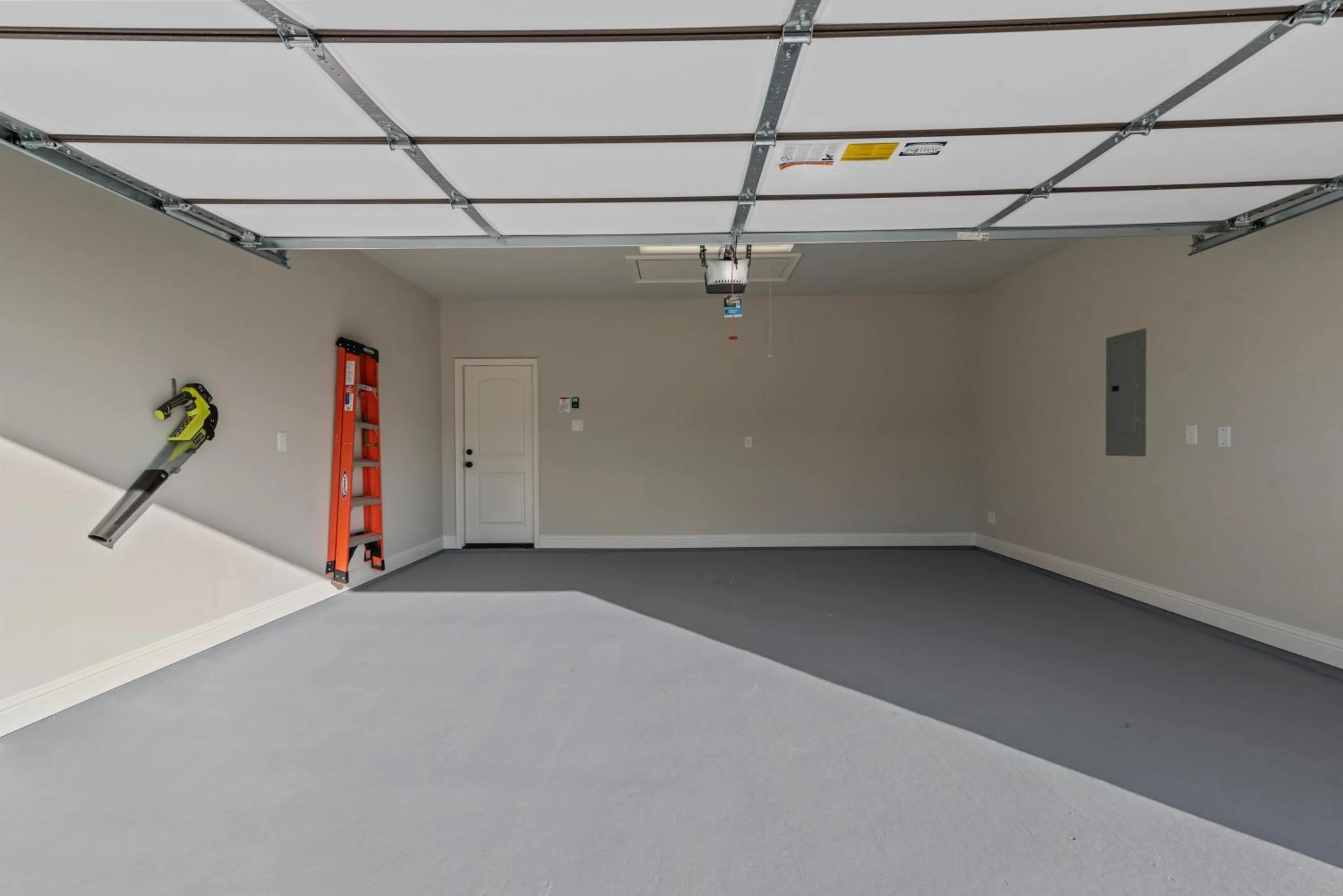 Parking in Boho Retreat! Home away from Home! Tv in Each Room