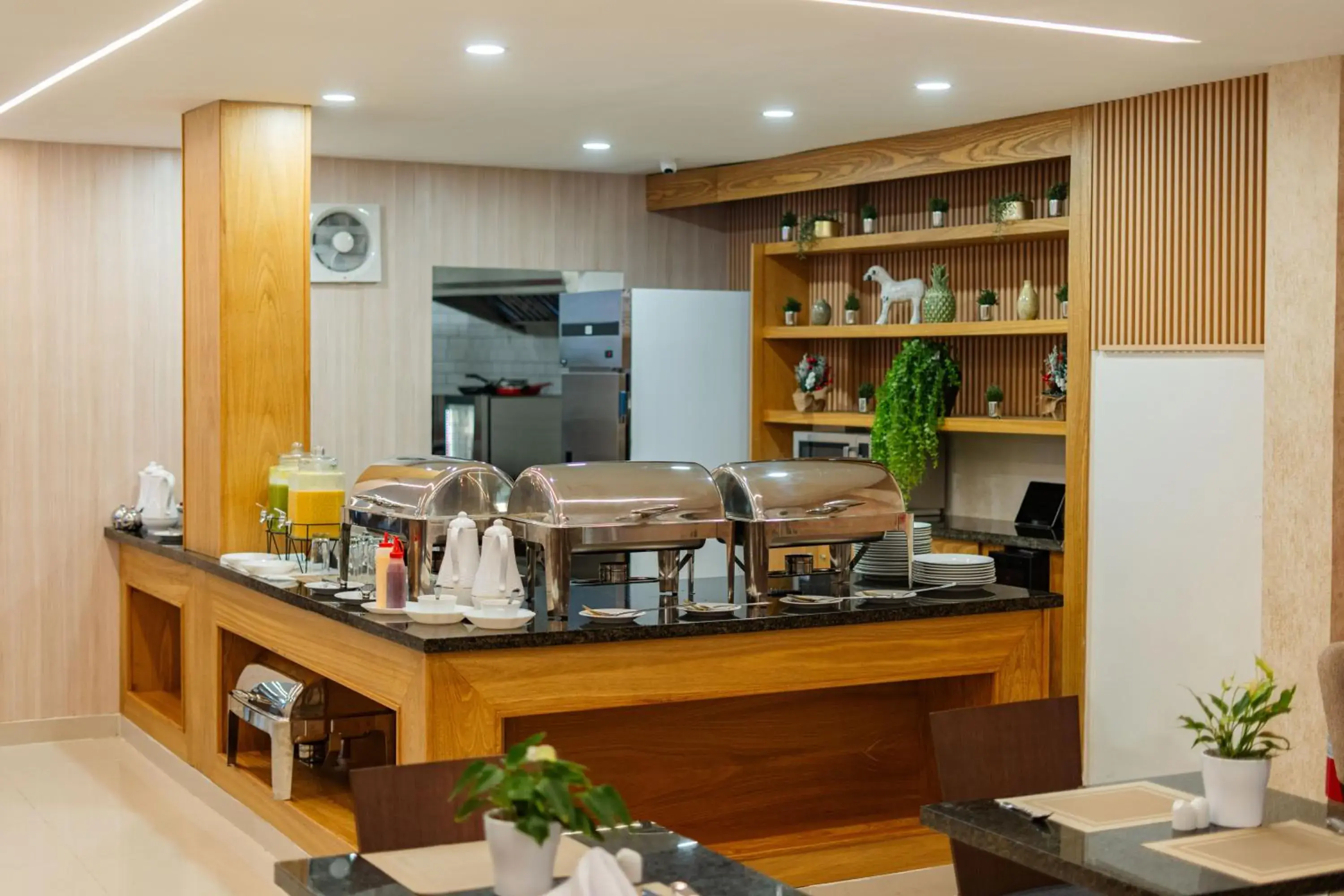 Restaurant/places to eat in Melina Hotel Restaurant/places to eat in Melina Hotel