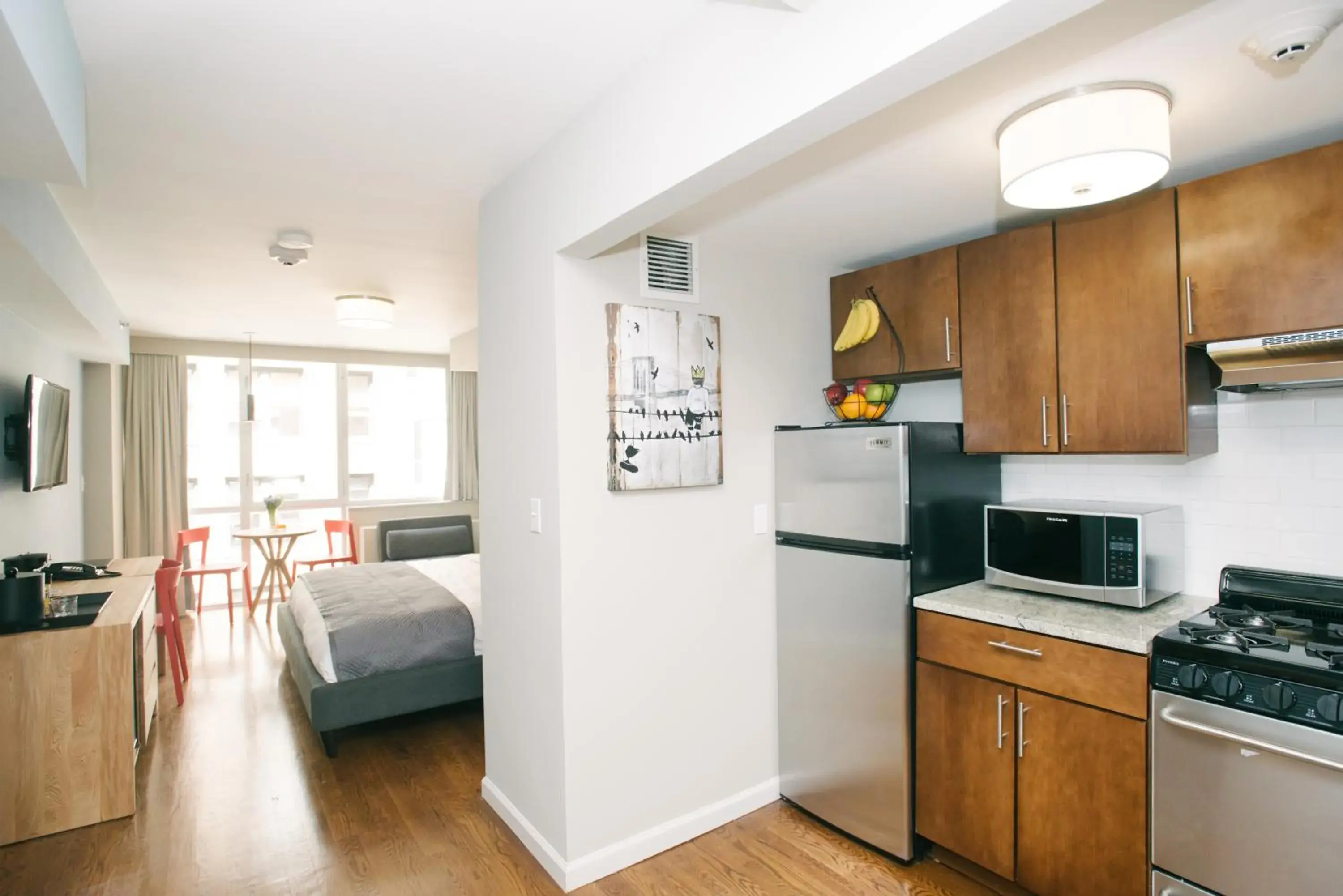 Kitchen or kitchenette, Bed in Hotel 32 32 Kitchen or kitchenette, Bed in Hotel 32 32