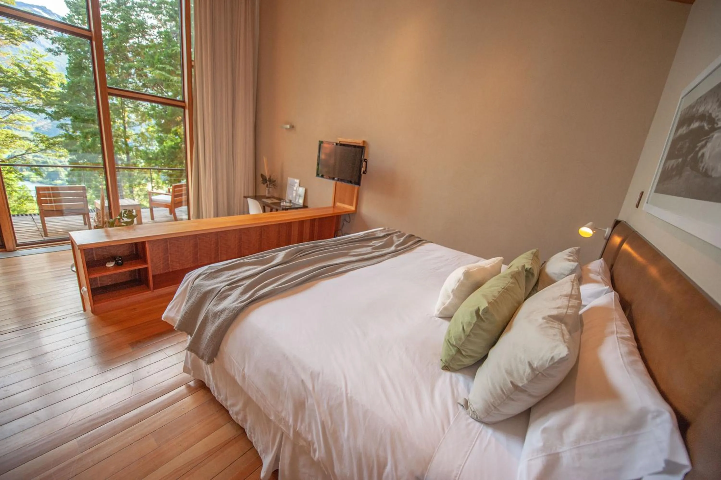 Bedroom, Bed in Uman Lodge Patagonia Chile