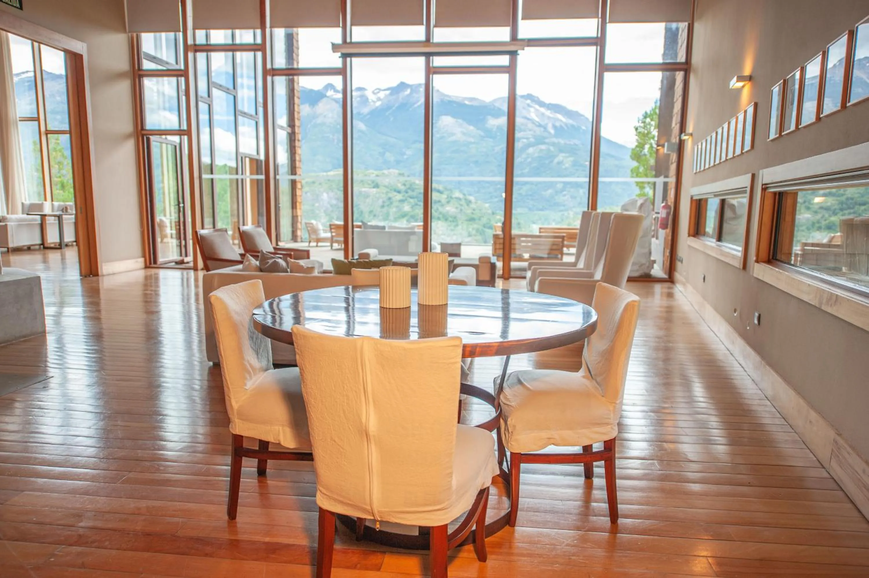 Seating area in Uman Lodge Patagonia Chile