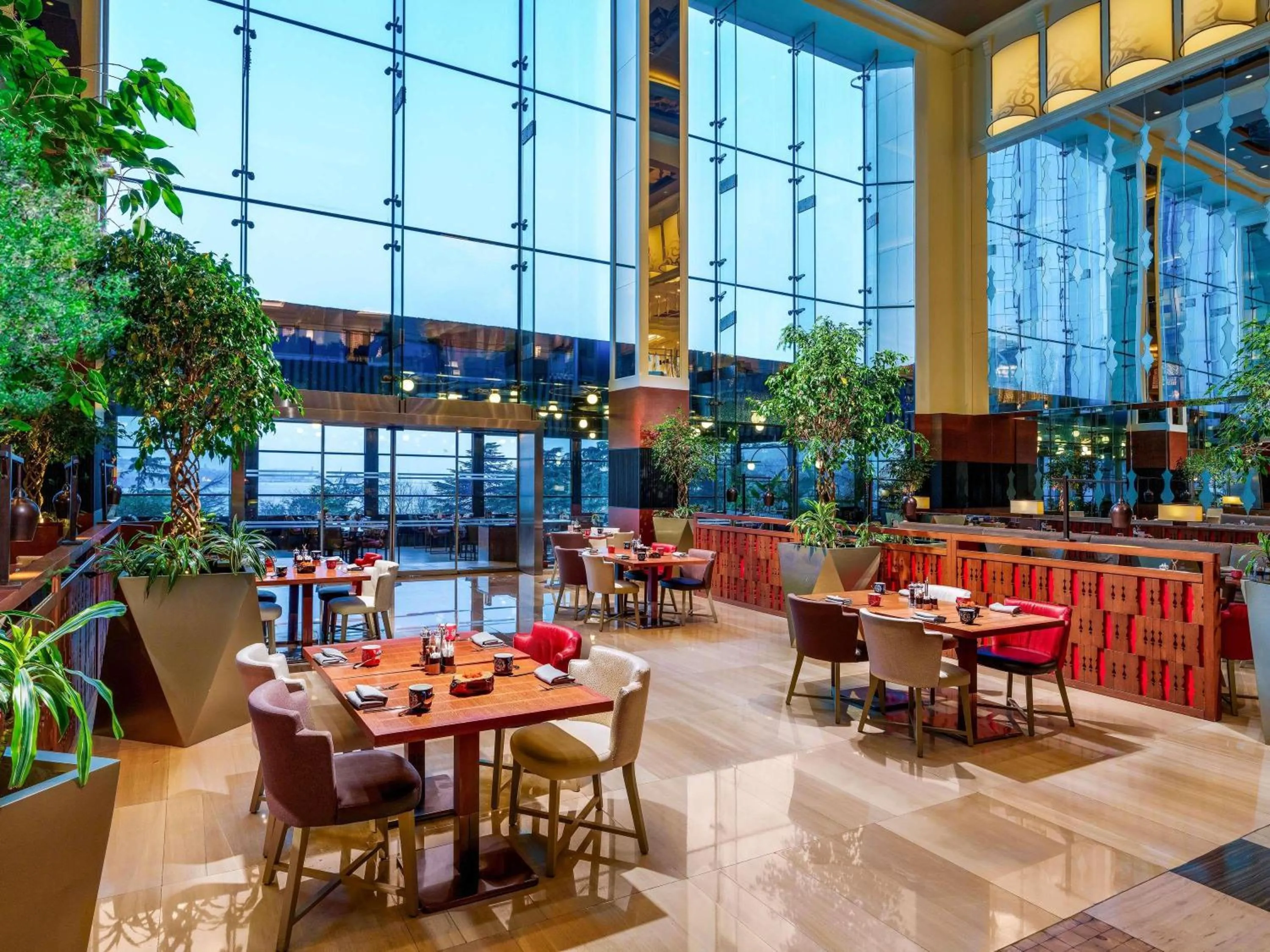 Restaurant/places to eat in Swissotel The Bosphorus Istanbul