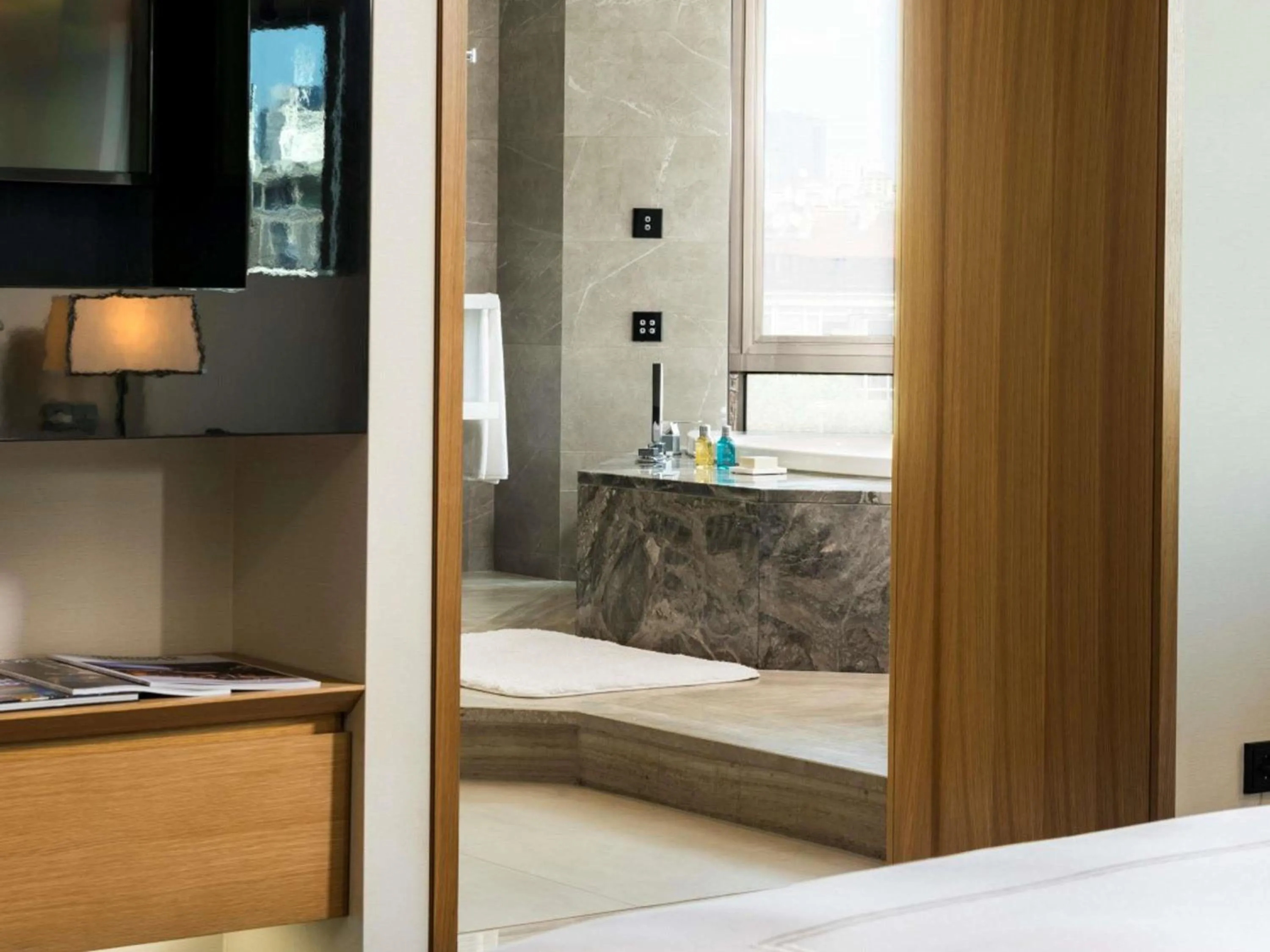 Bedroom, Bed in Swissotel The Bosphorus Istanbul