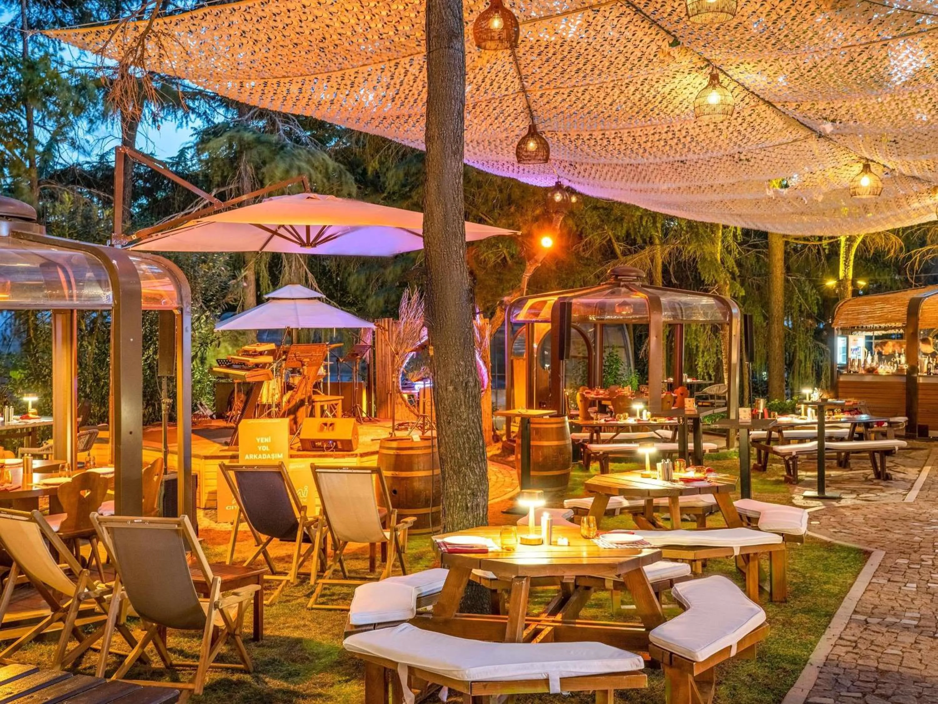 Restaurant/places to eat in Swissotel The Bosphorus Istanbul