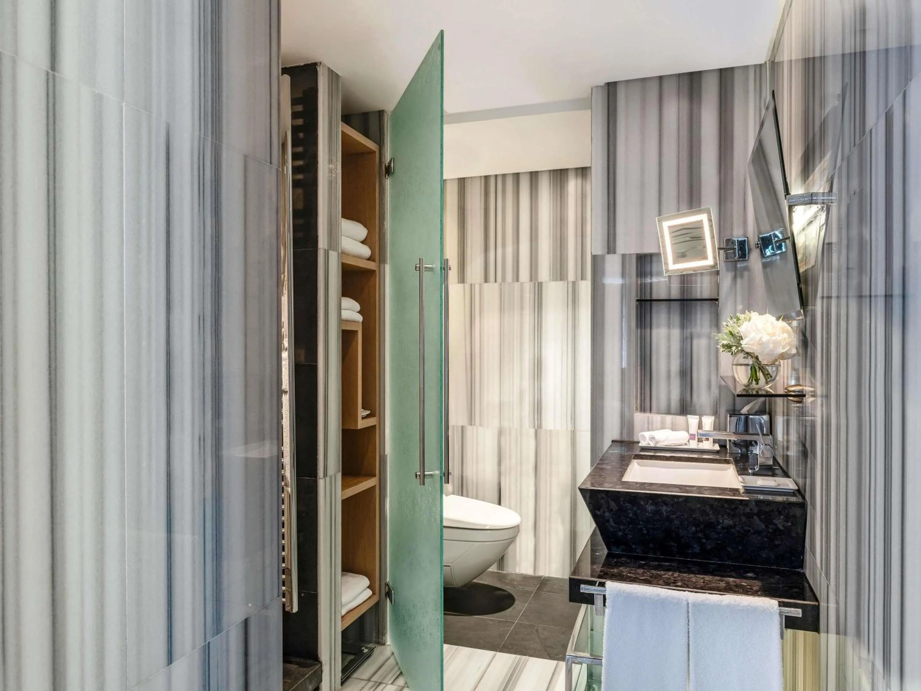 Bathroom in Swissotel The Bosphorus Istanbul