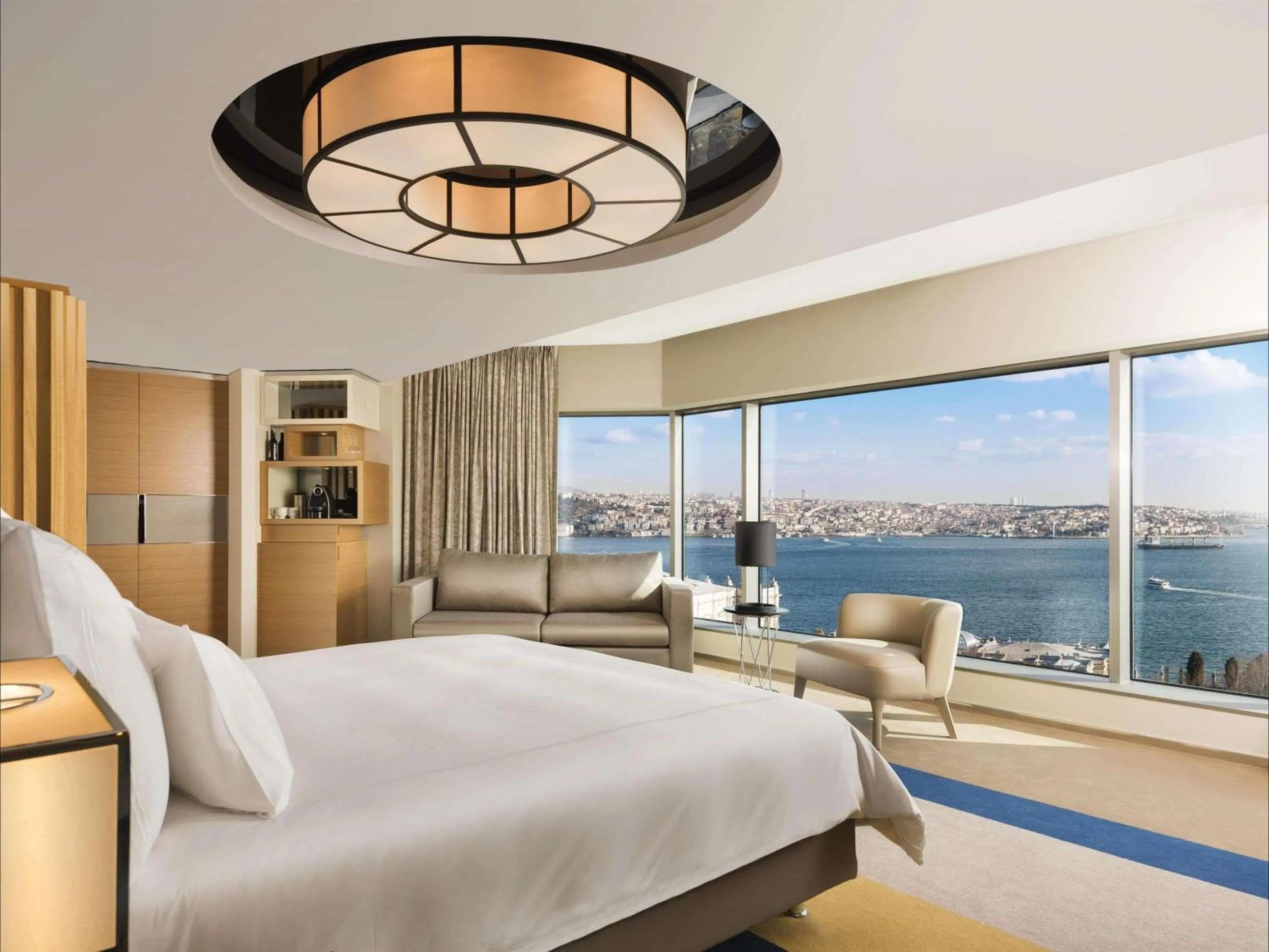 Bedroom, Bed in Swissotel The Bosphorus Istanbul