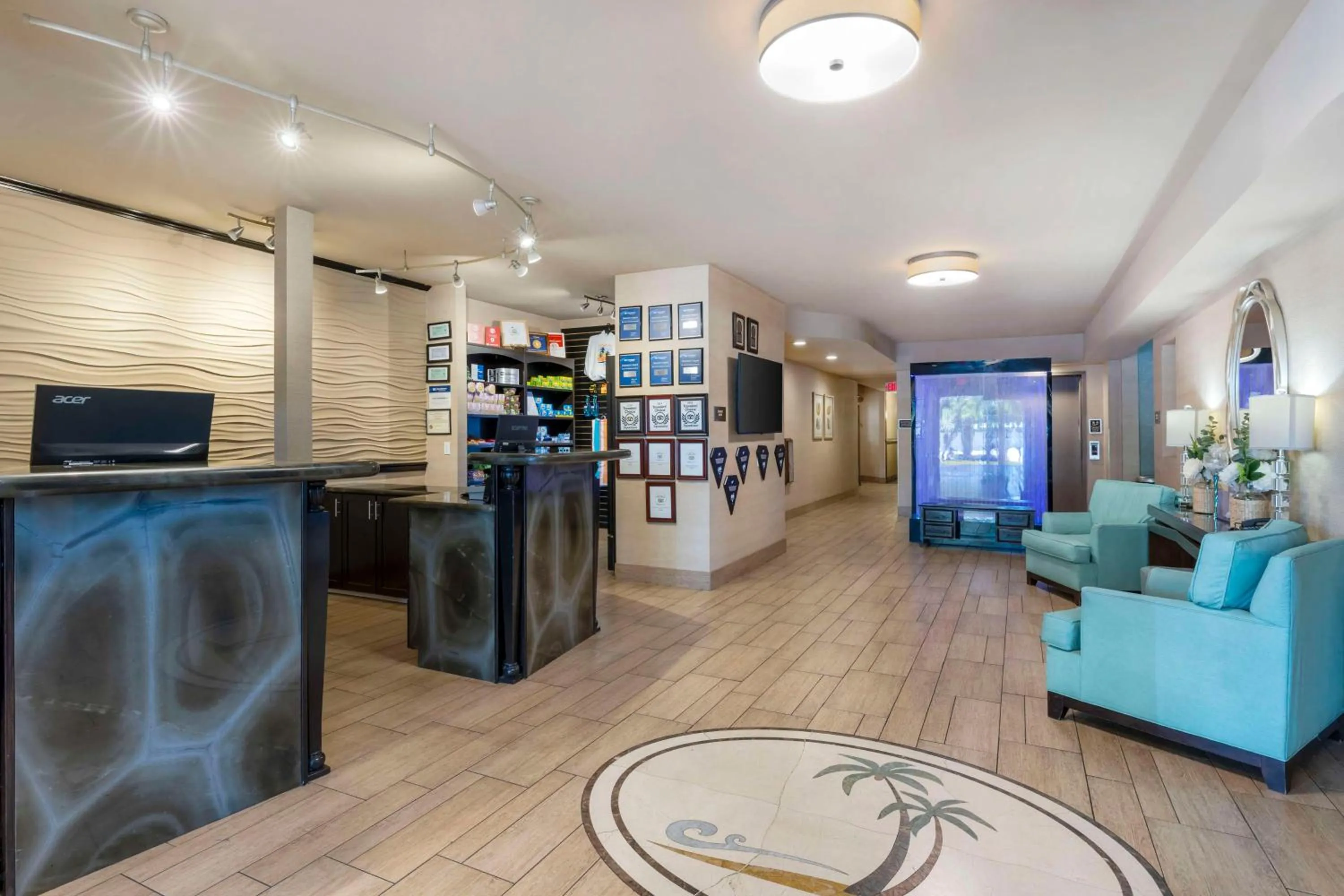 Lobby or reception in Best Western Plus Oceanside Palms