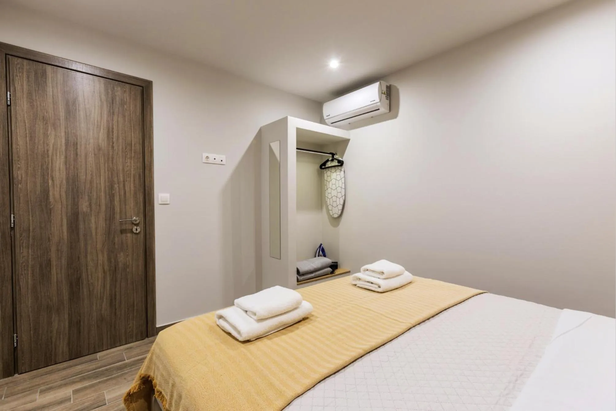 Bed in Raise Averof Serviced Apartments