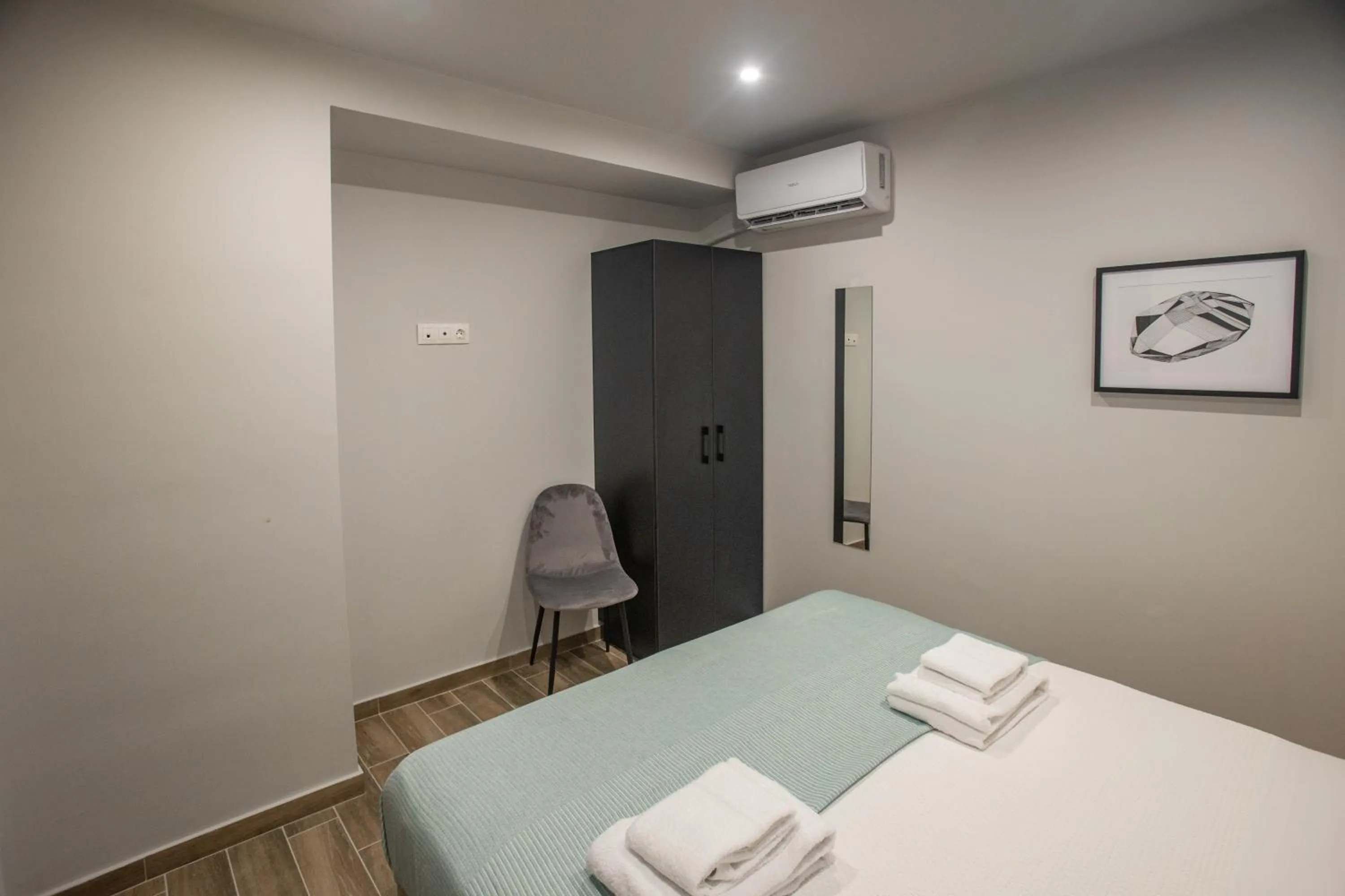 Bedroom, Bed in Raise Averof Serviced Apartments