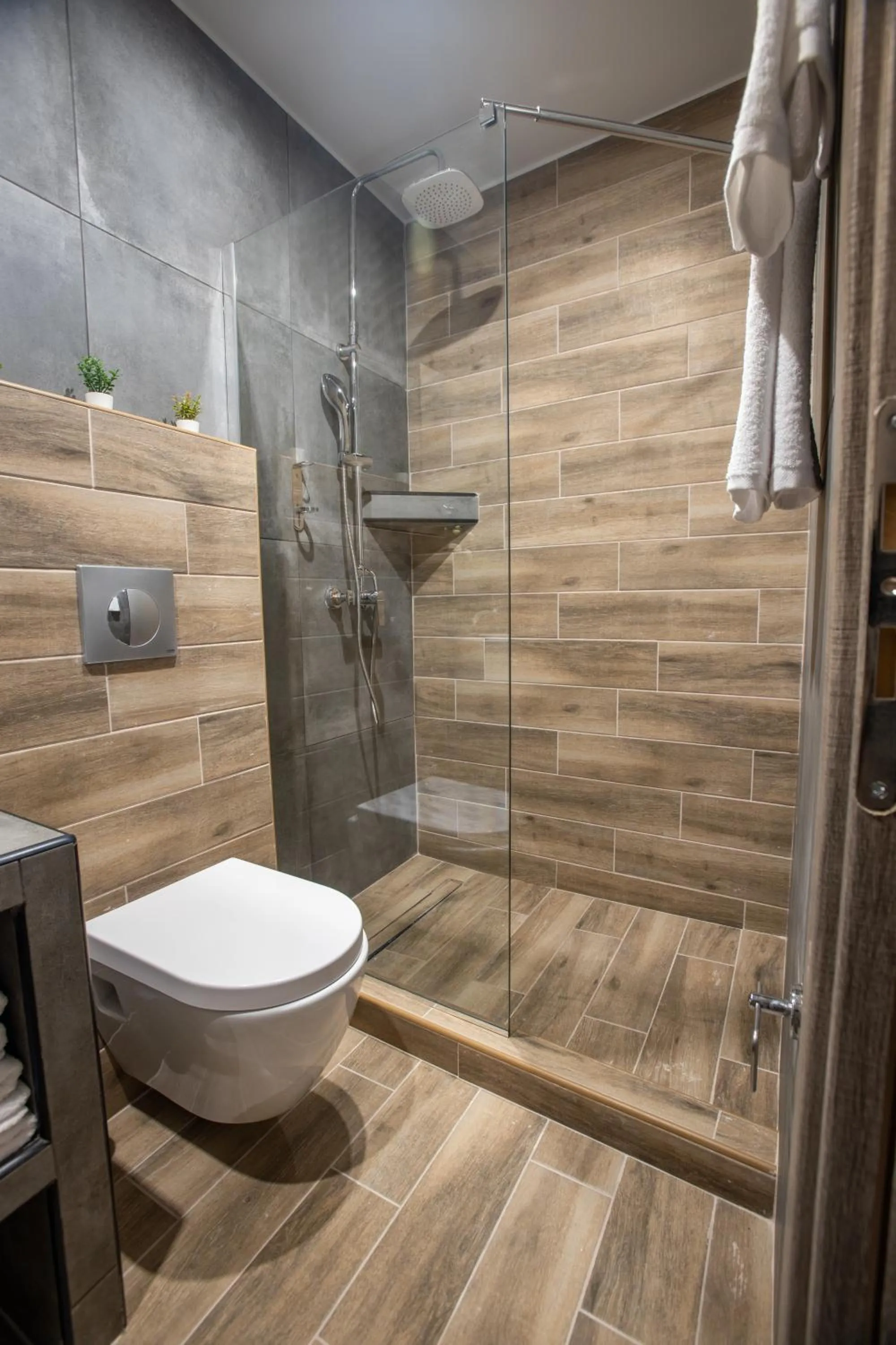Shower in Raise Averof Serviced Apartments